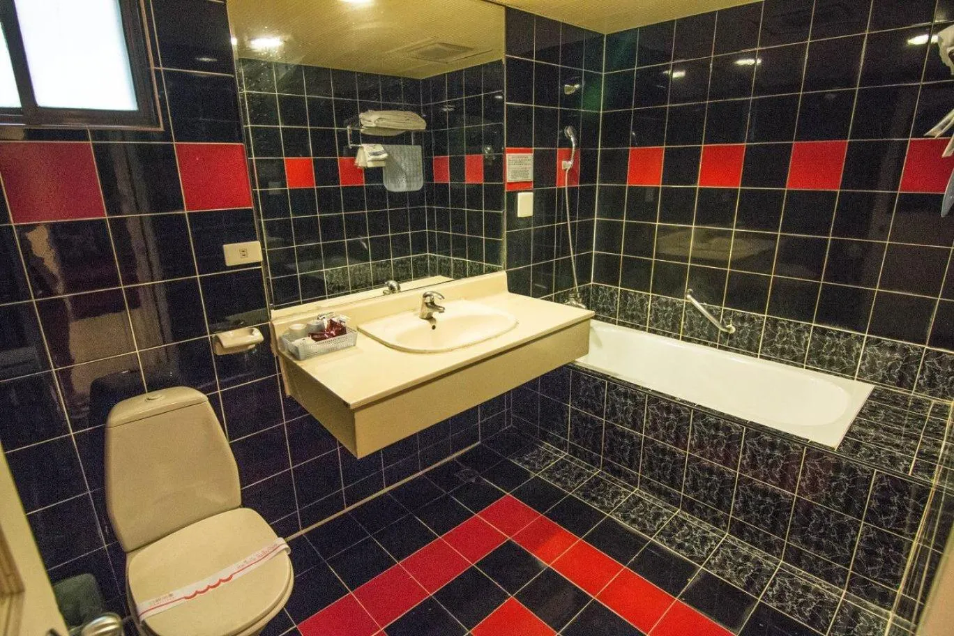 Katherine Plaza Hotel