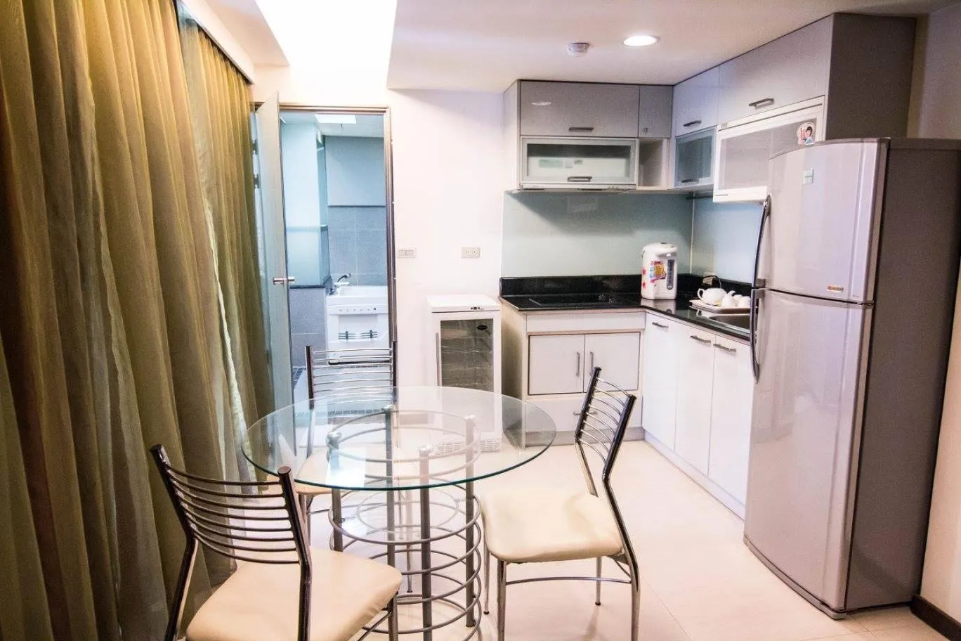 Katherine Plaza Hotel