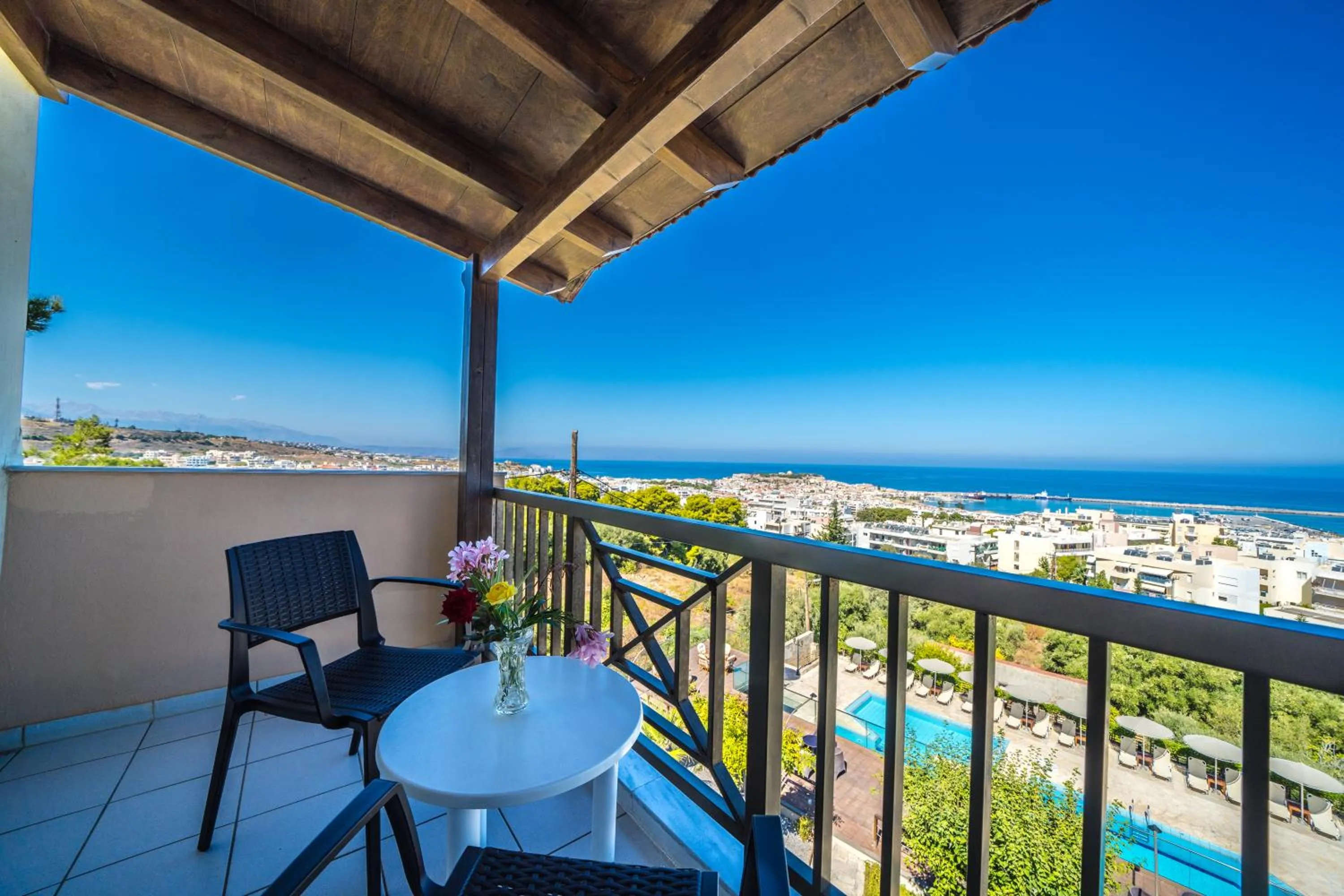 Balcony/Terrace in Forest Park Hotel