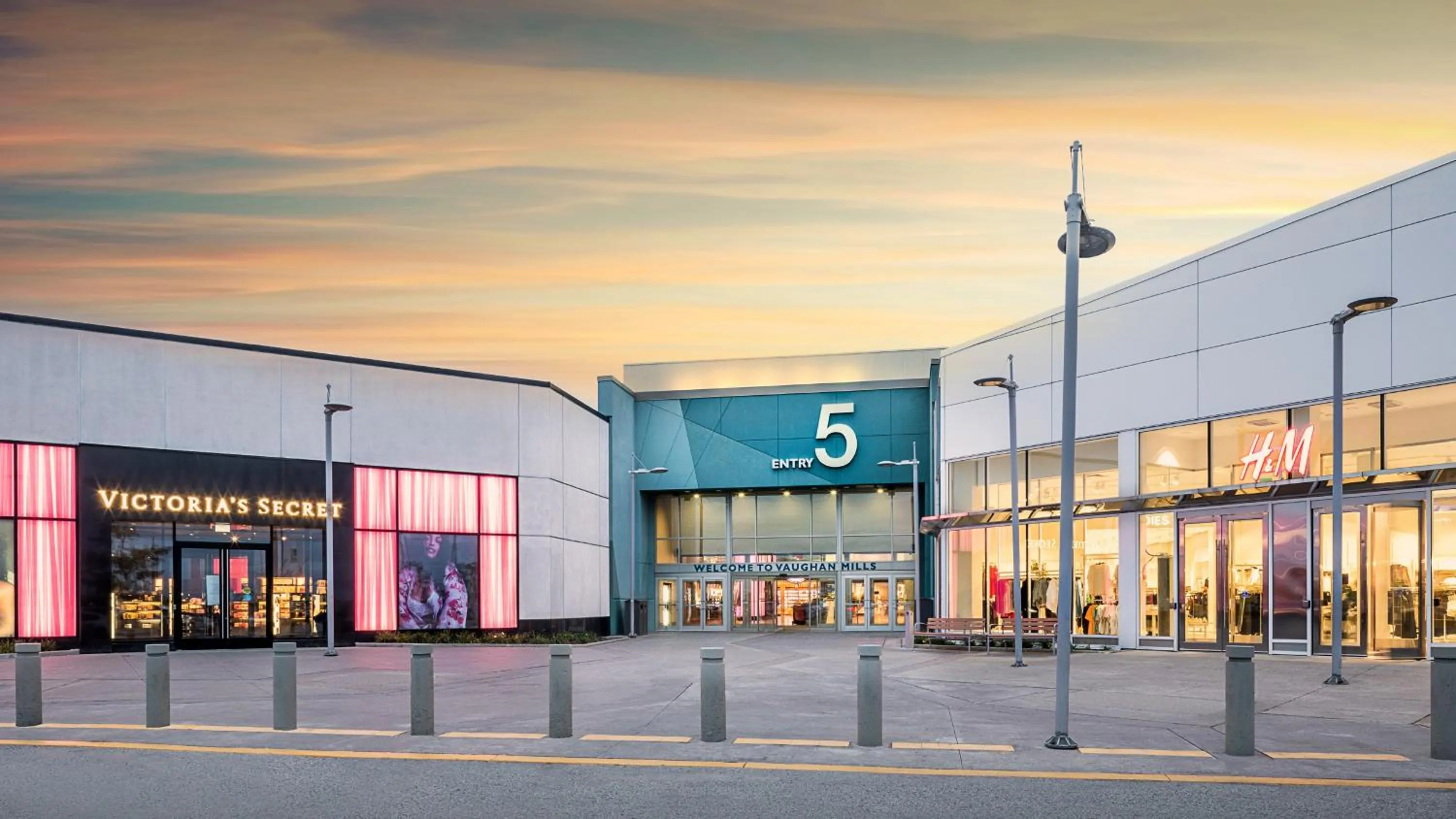 Nearby landmark in Holiday Inn Express Toronto-North York by IHG