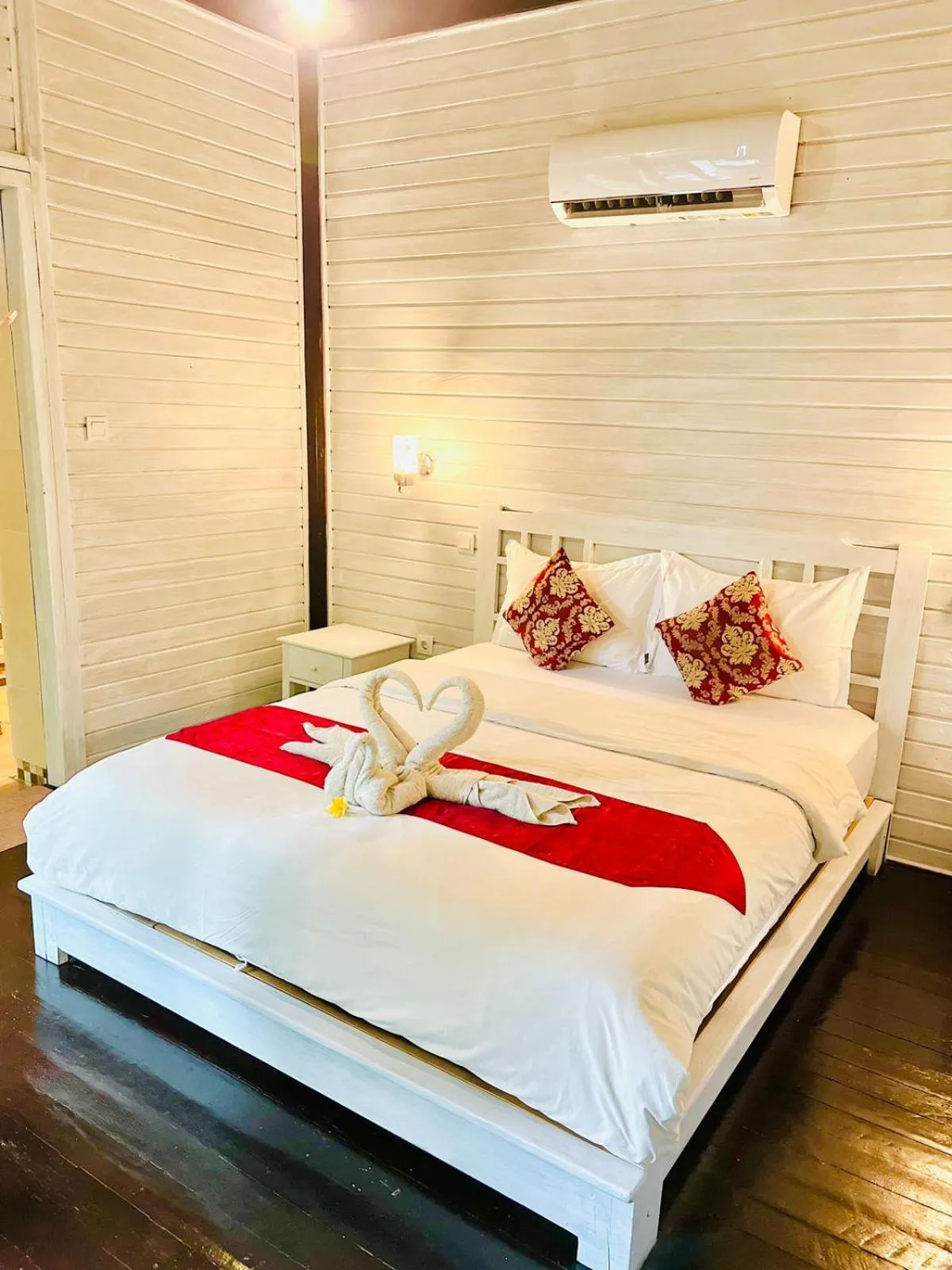 Bedroom, Bed in Tarci Bungalows Lembongan