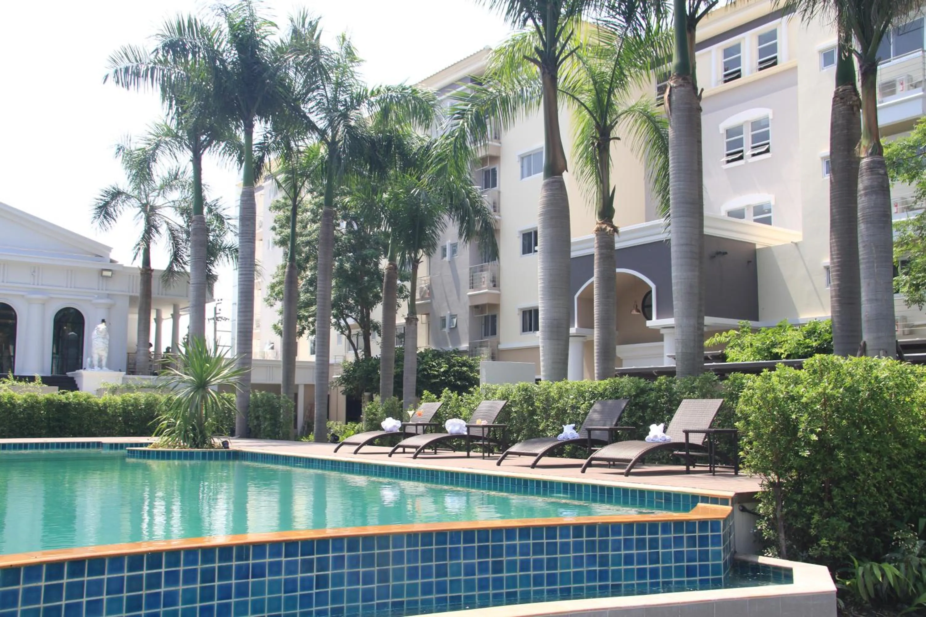 The Green View Hotel