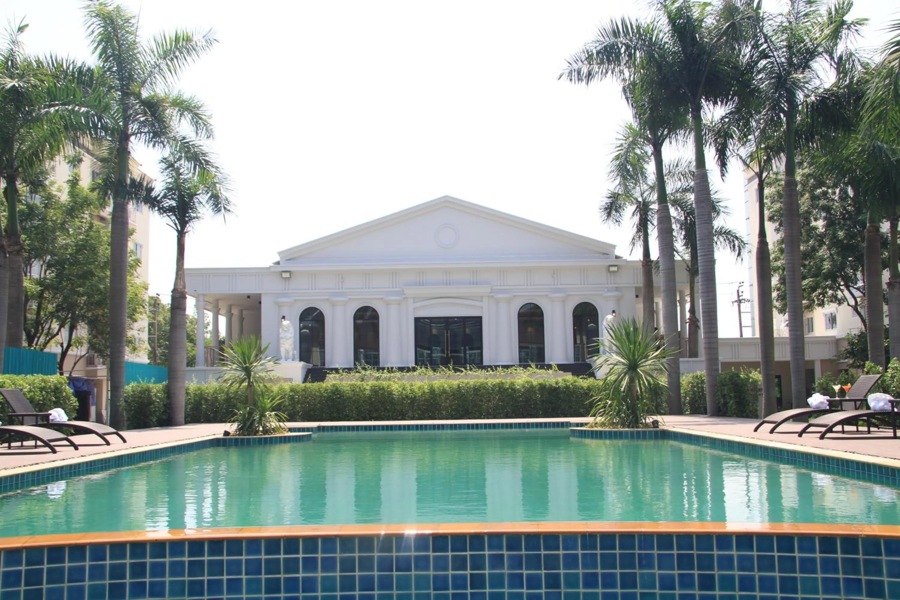 The Green View Hotel