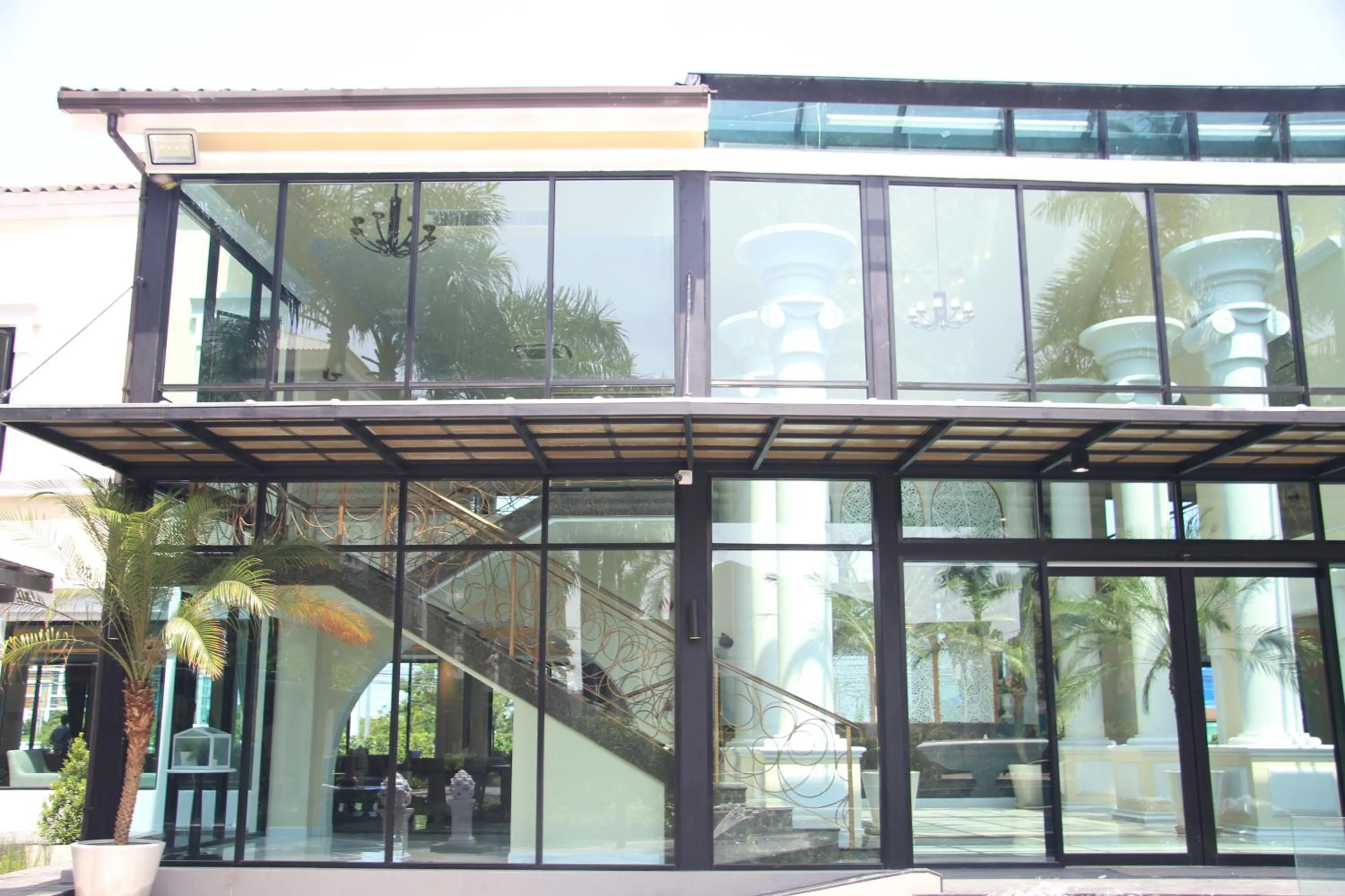 The Green View Hotel