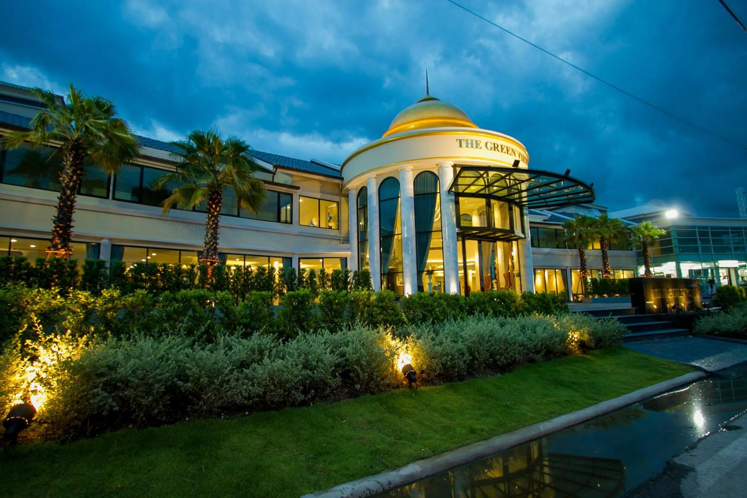 Breakfast in The Green View Hotel