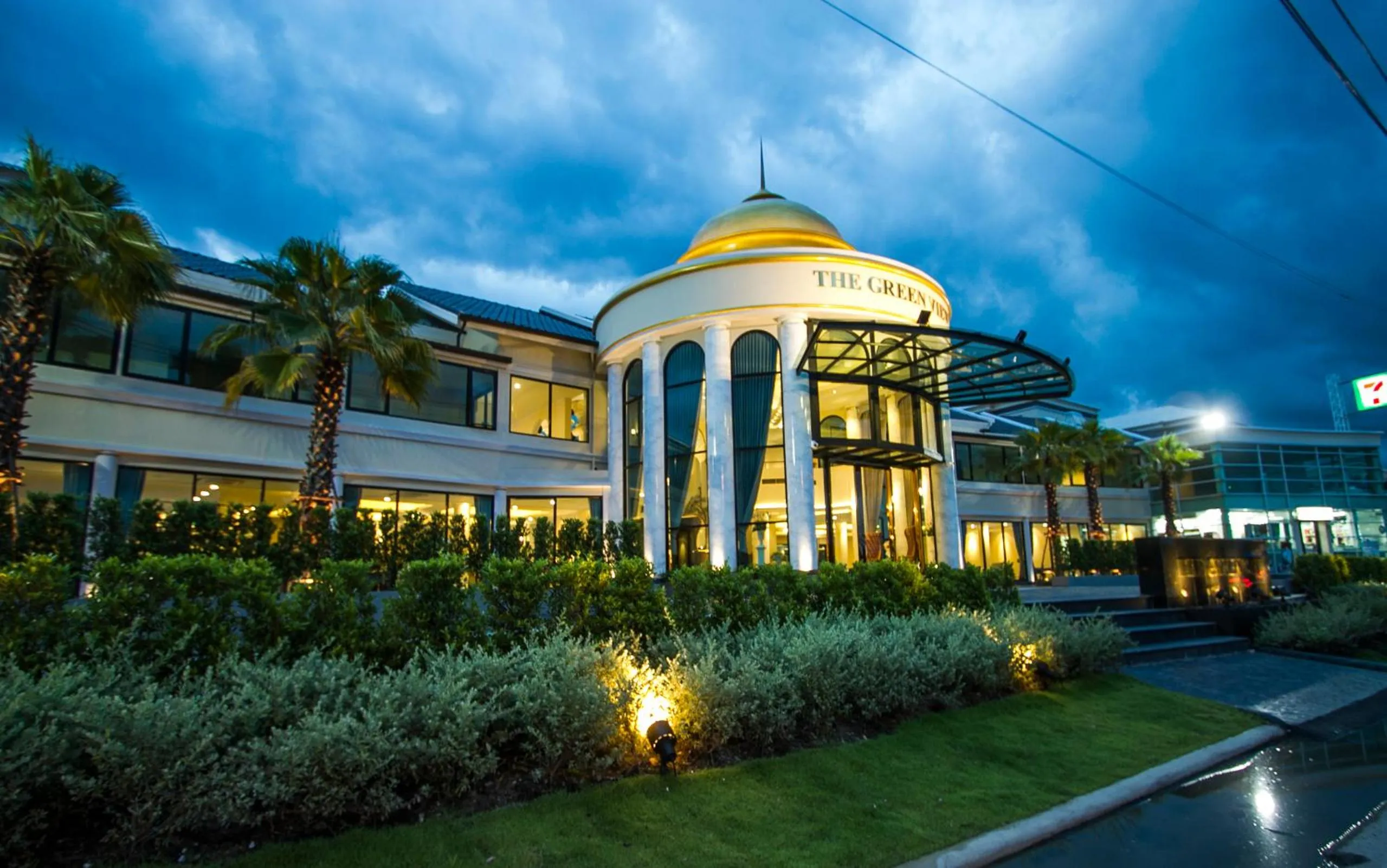 Breakfast in The Green View Hotel