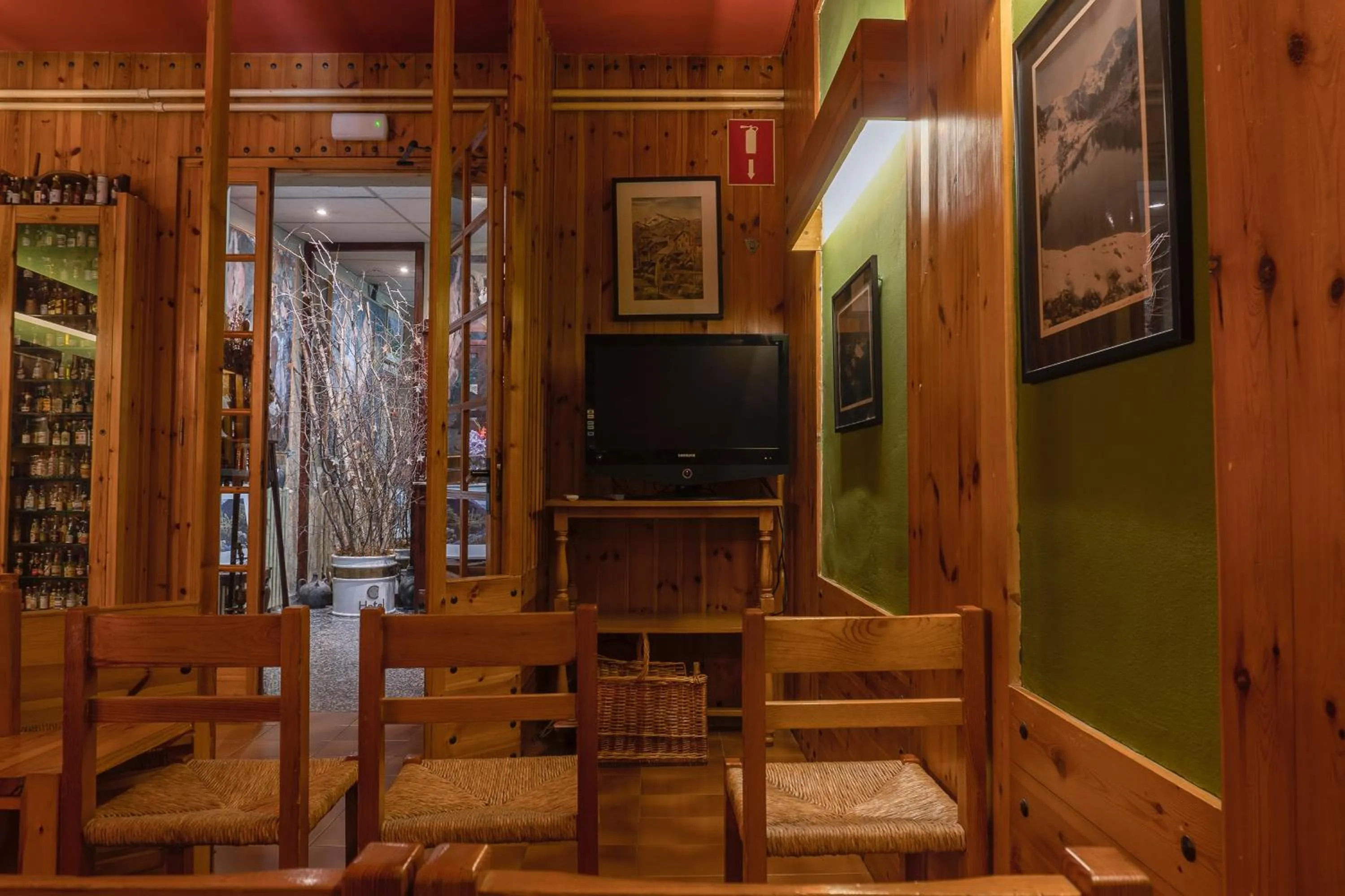 Lounge or bar in Hotel Cardós