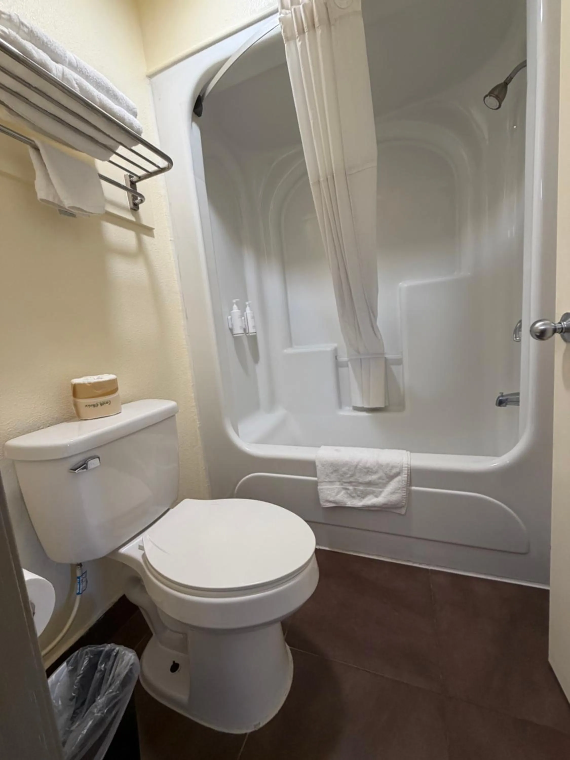 Bathroom in Days Inn by Wyndham San Francisco S/Oyster Point Airport