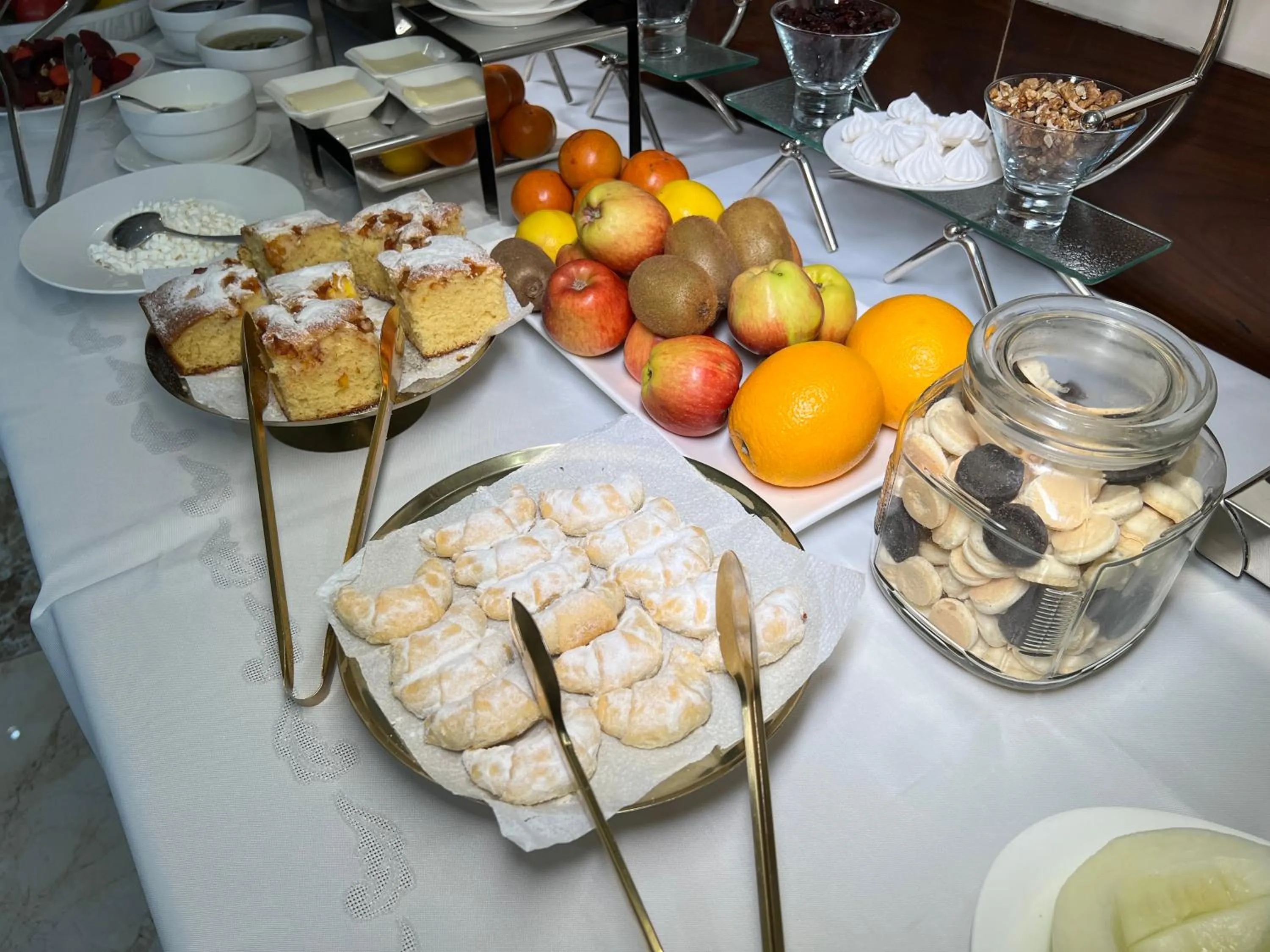 Breakfast in Palace Hotel Tashkent