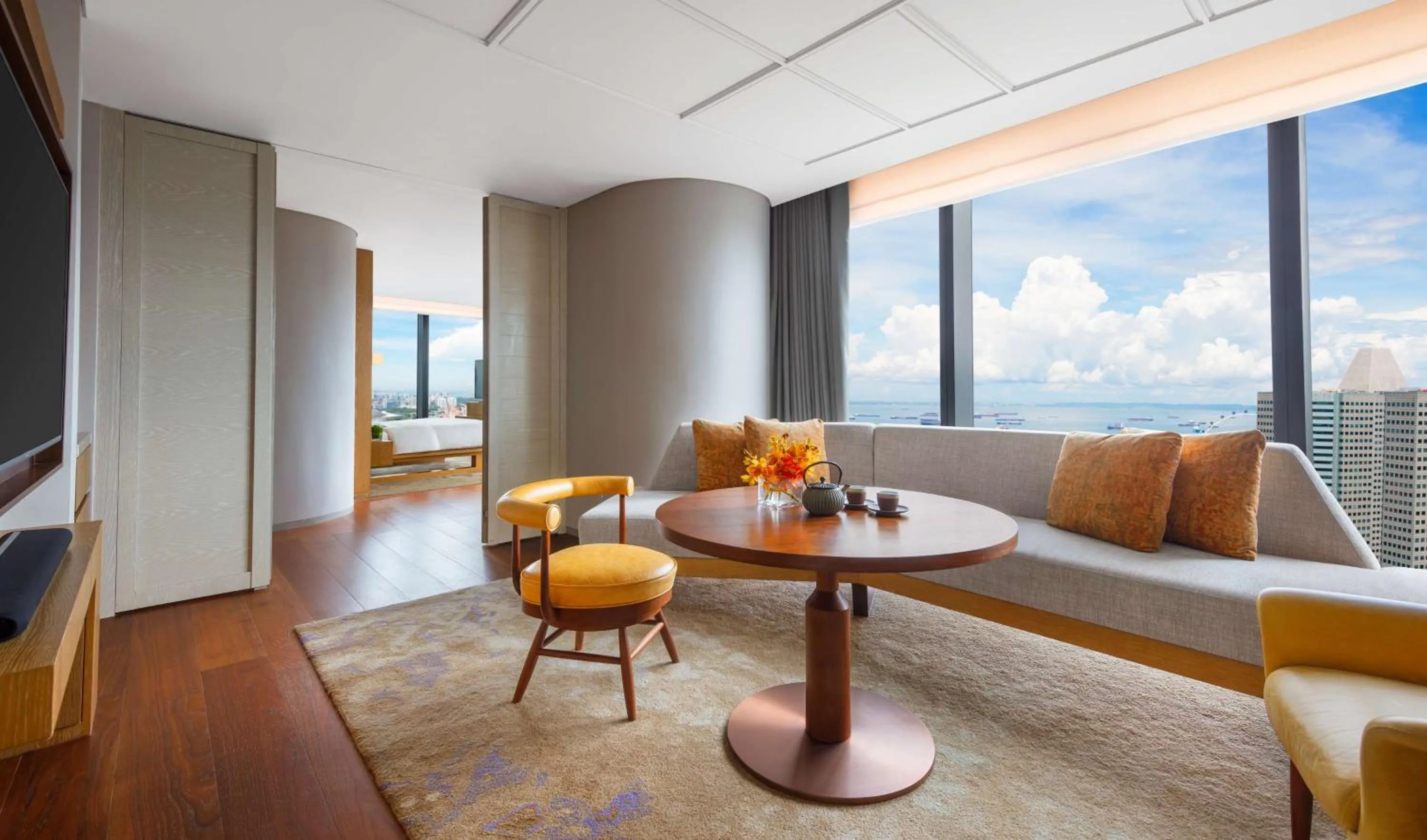 Photo of the whole room in Andaz Singapore, By Hyatt