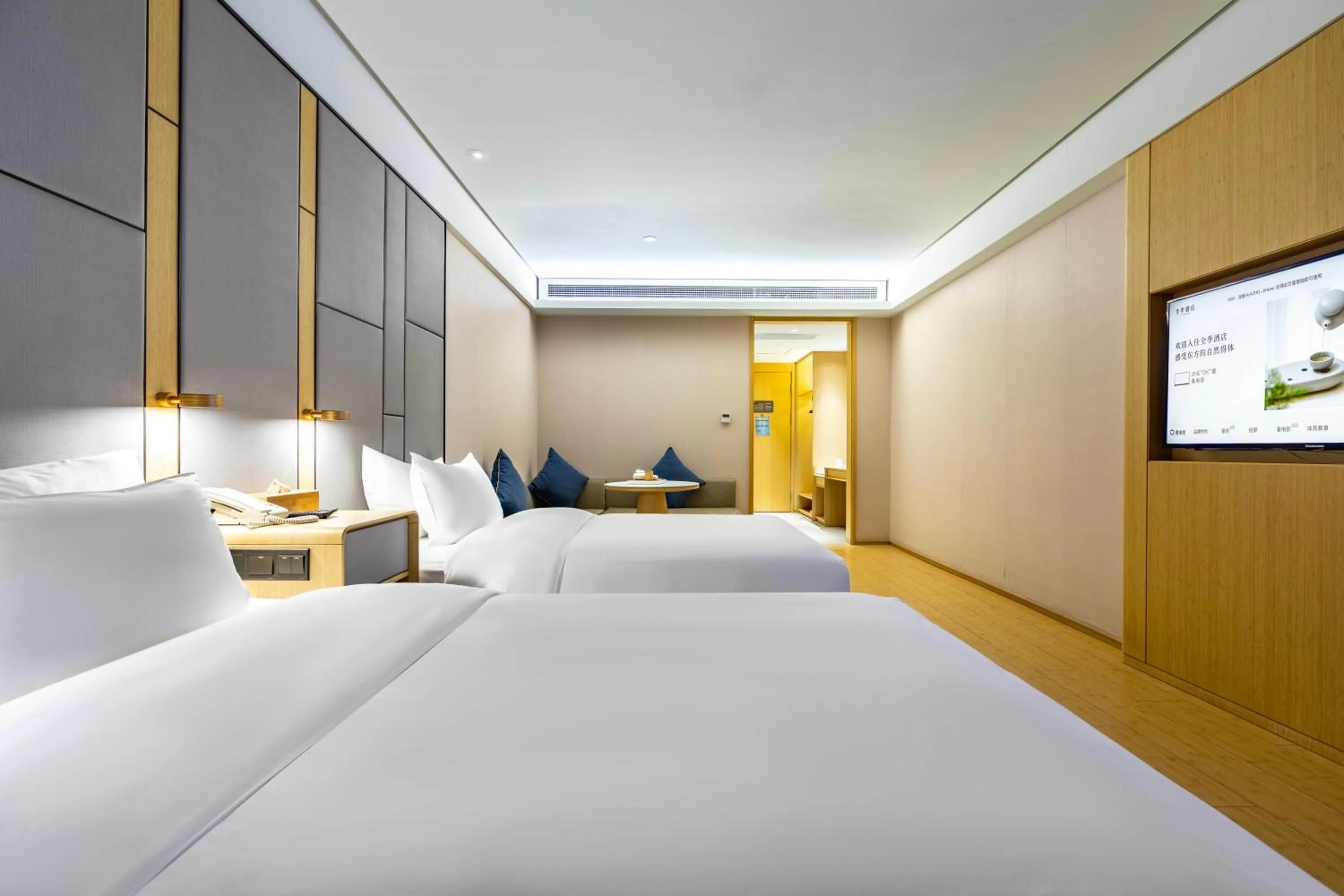 Bed in JI Hotel Shanghai Jinqiao