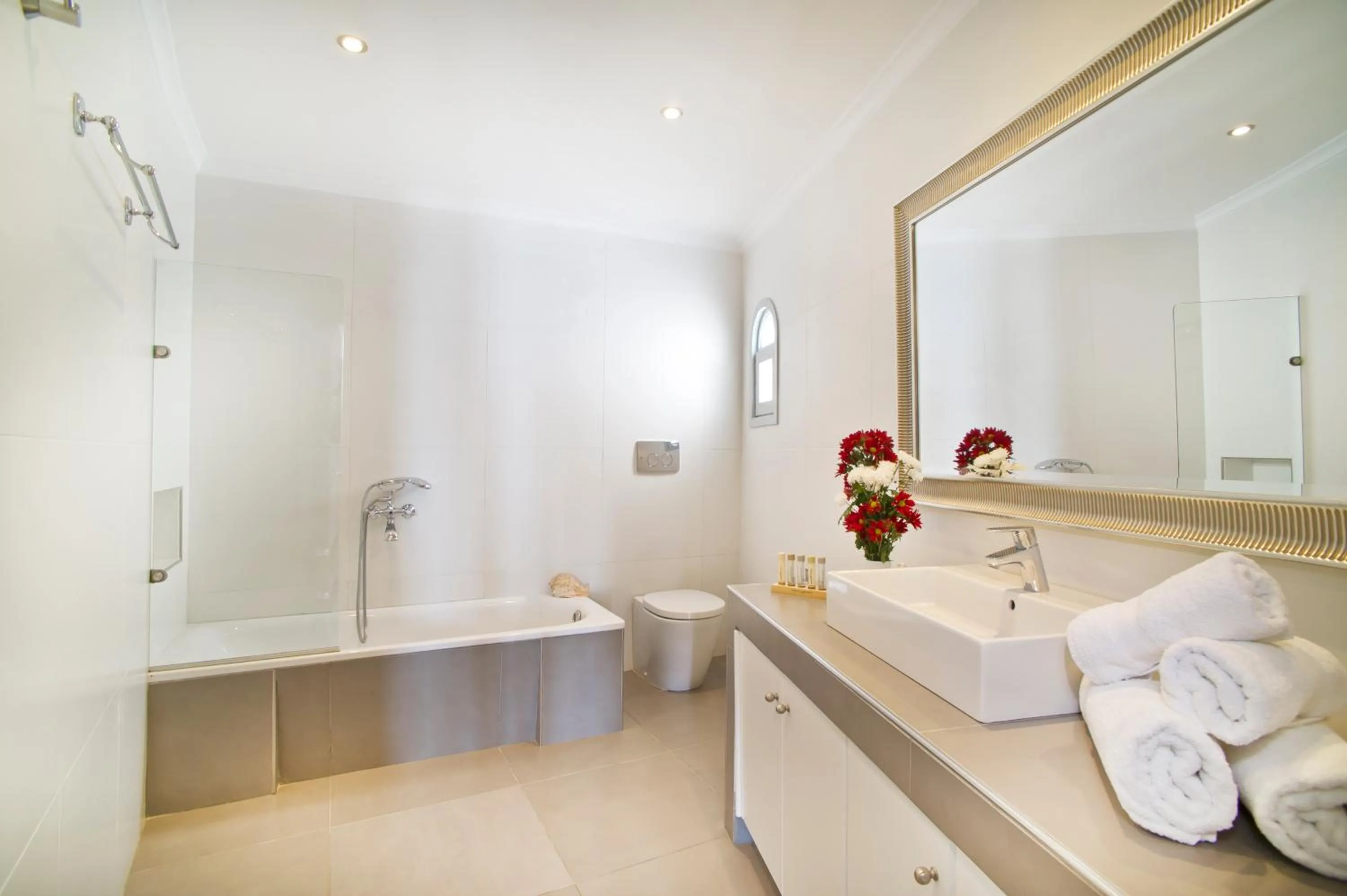 Bathroom in Agali Houses