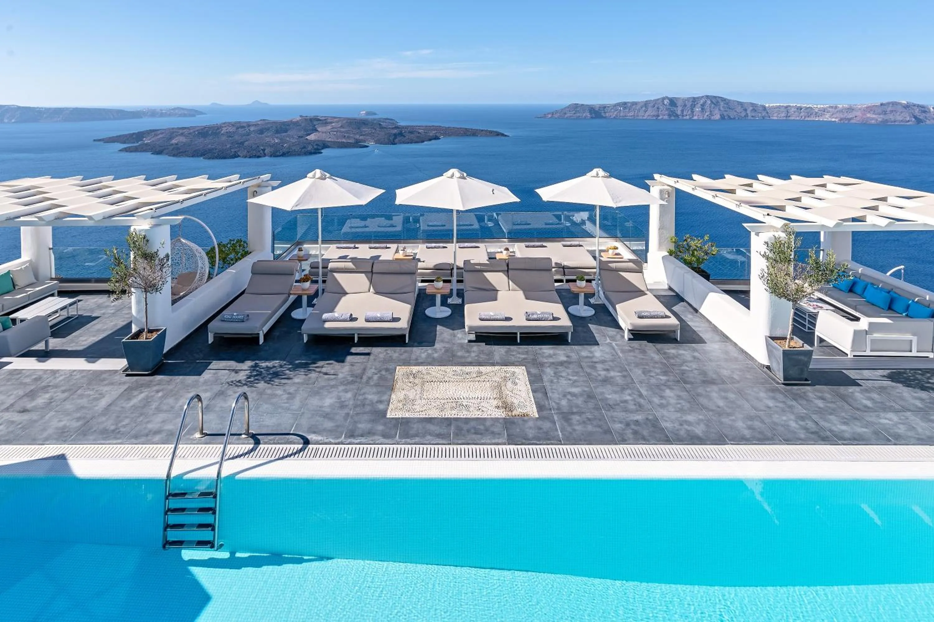 Swimming pool in Agali Houses