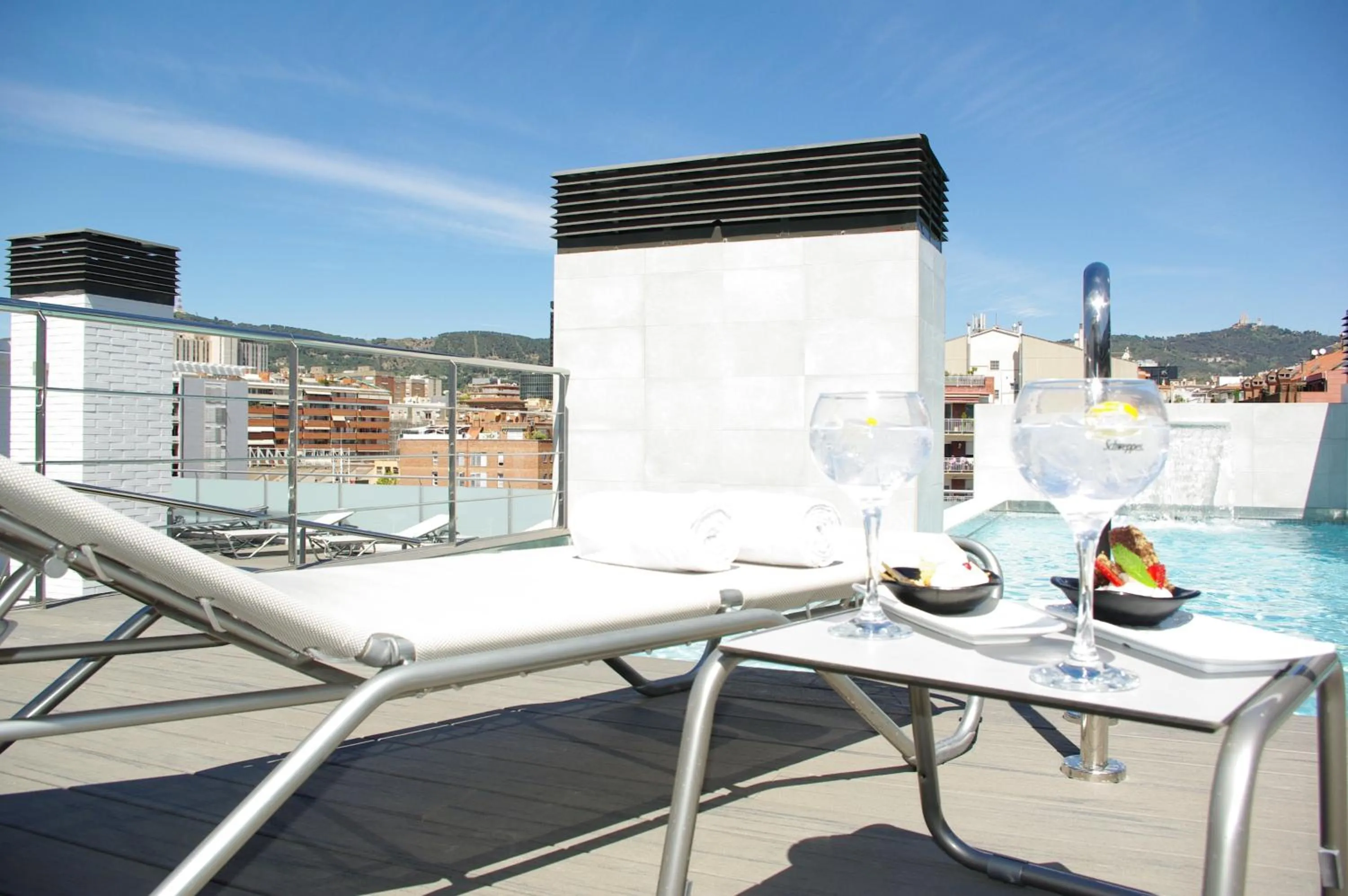 Balcony/Terrace in 08028 Apartments