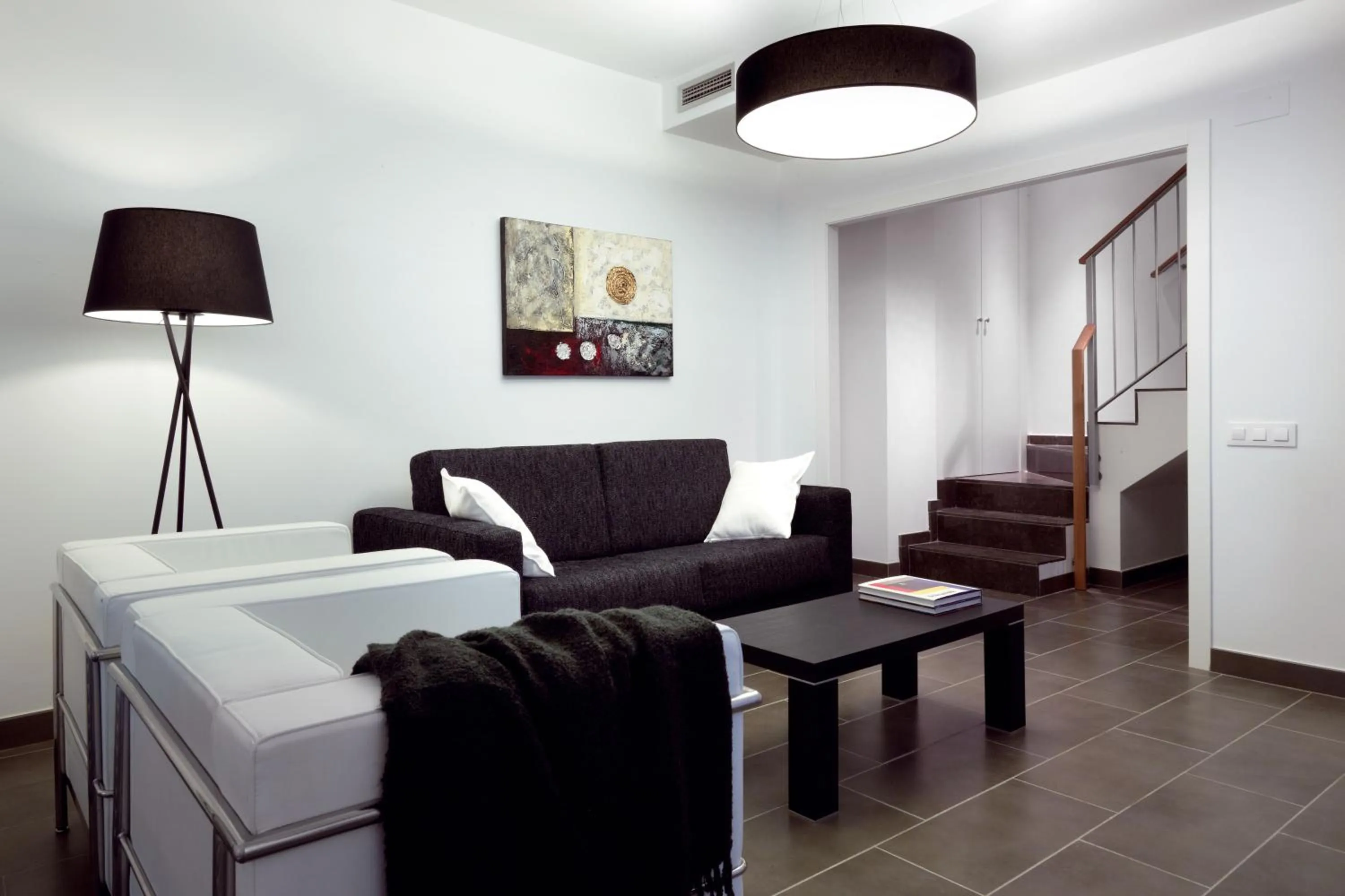 Living room in 08028 Apartments