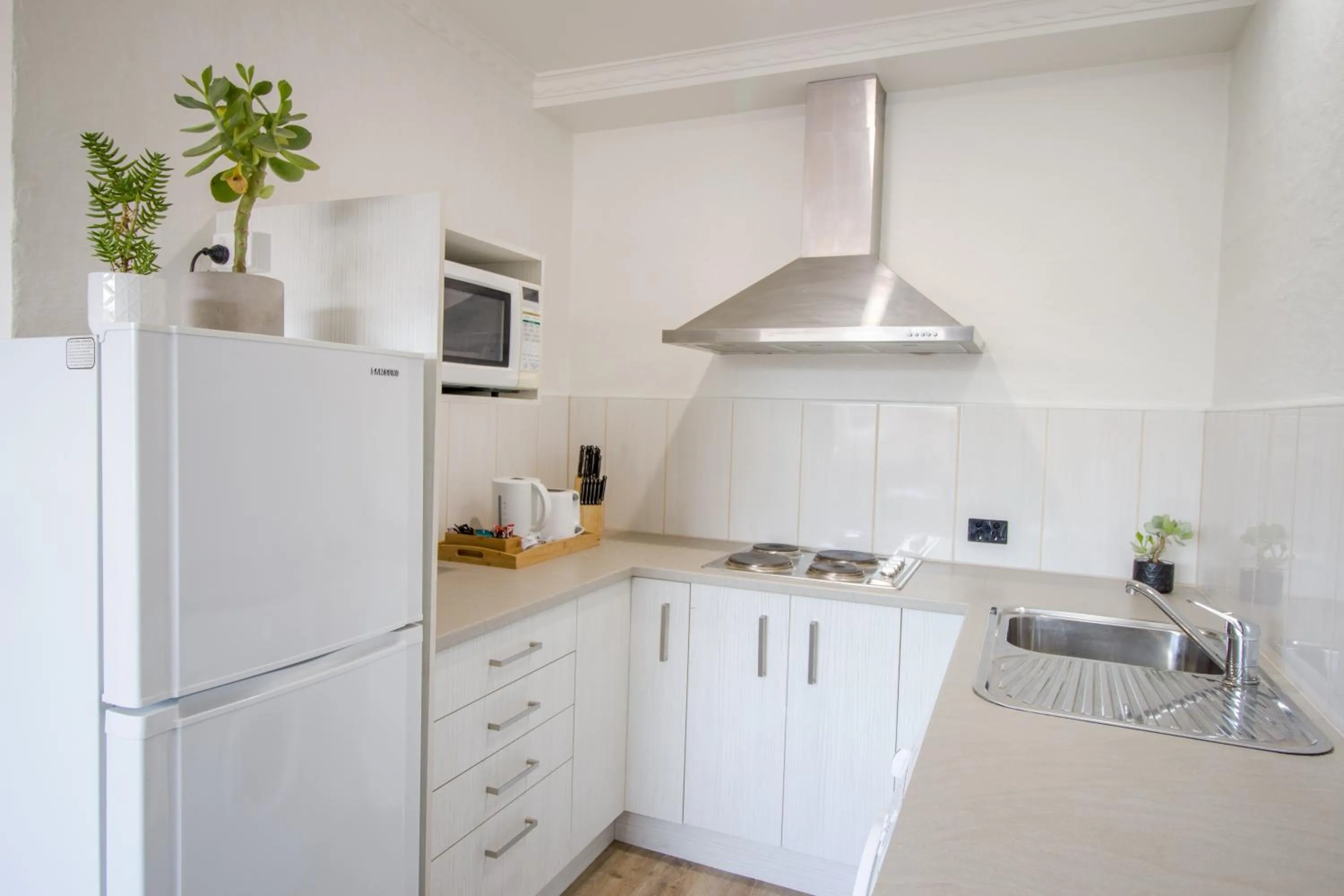 Kitchen or kitchenette in CBD Apartments Launceston