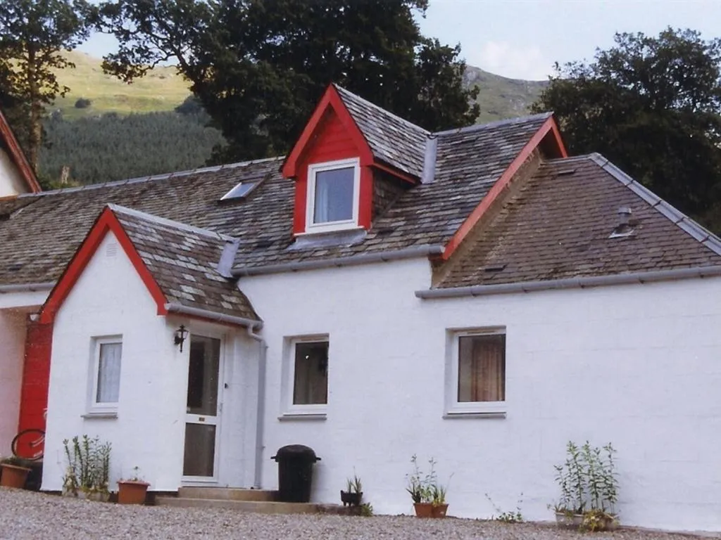 Property building in Inverardran House Bed and Breakfast