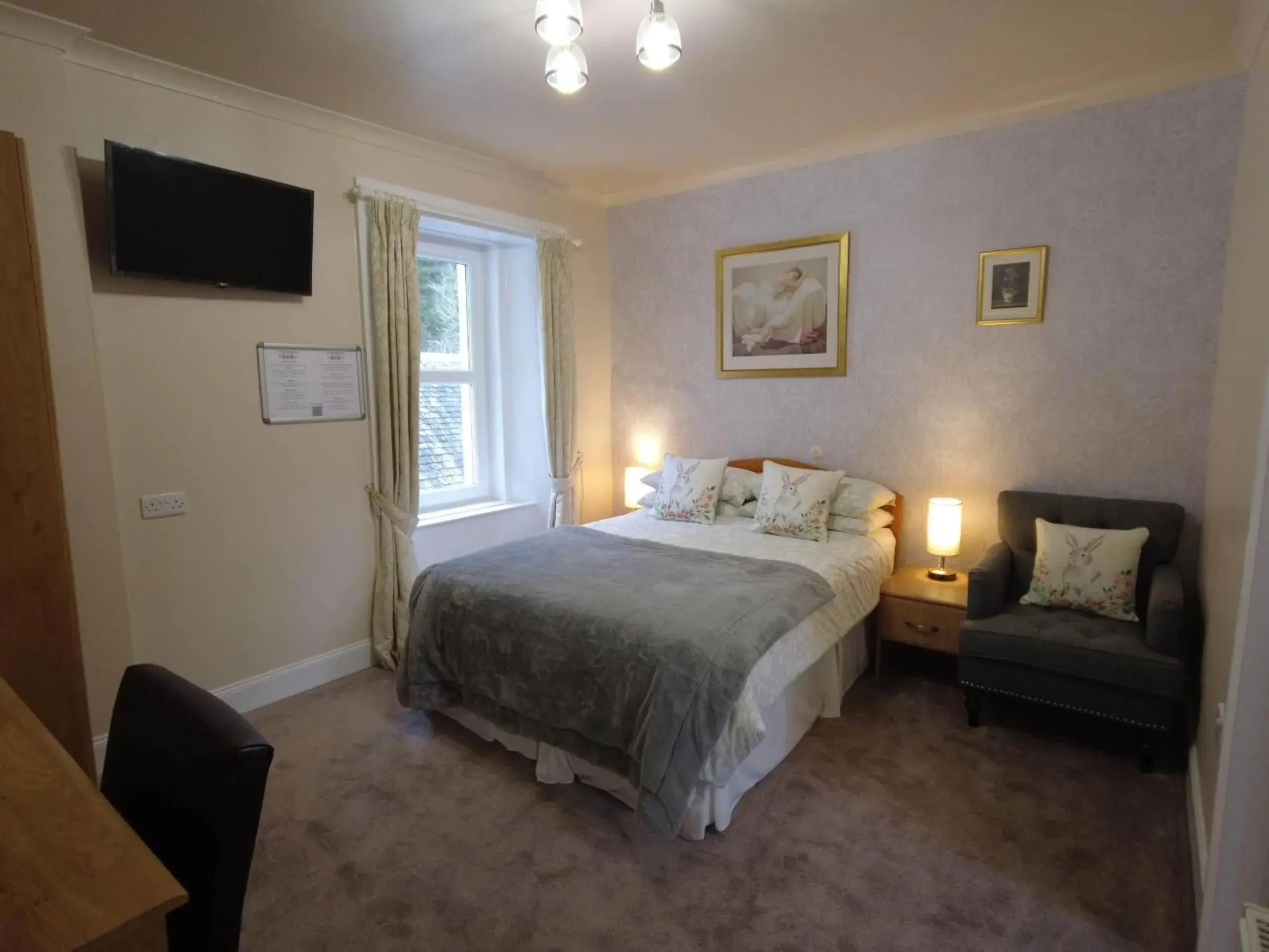 Two-Bedroom Suite - single occupancy in Inverardran House Bed and Breakfast Two-Bedroom Suite - single occupancy in Inverardran House Bed and Breakfast