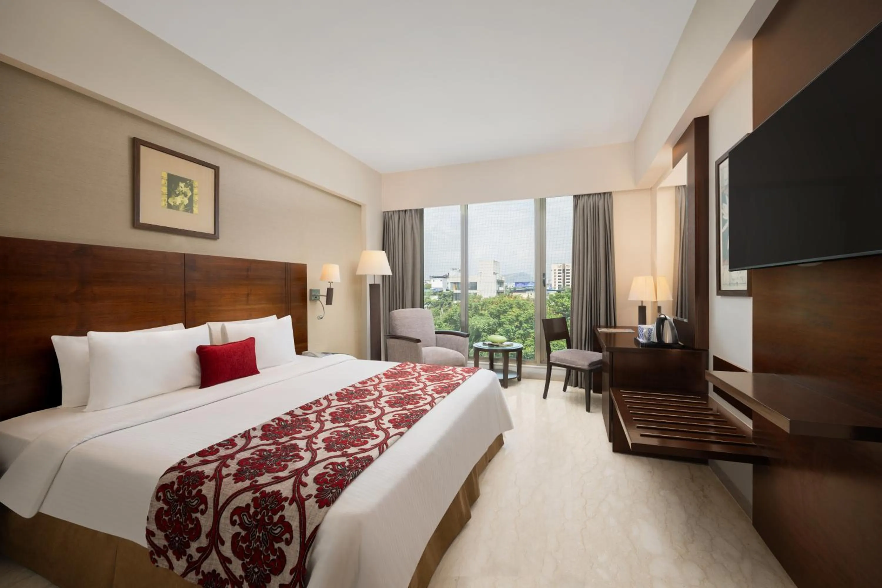 TV and multimedia, Bed in Fortune Select Exotica, Navi Mumbai - Member ITC Hotels' Group