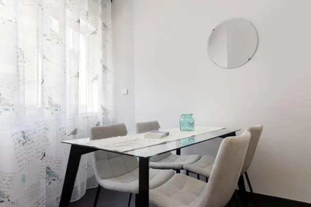 Dining area in Rendez Vous Porto