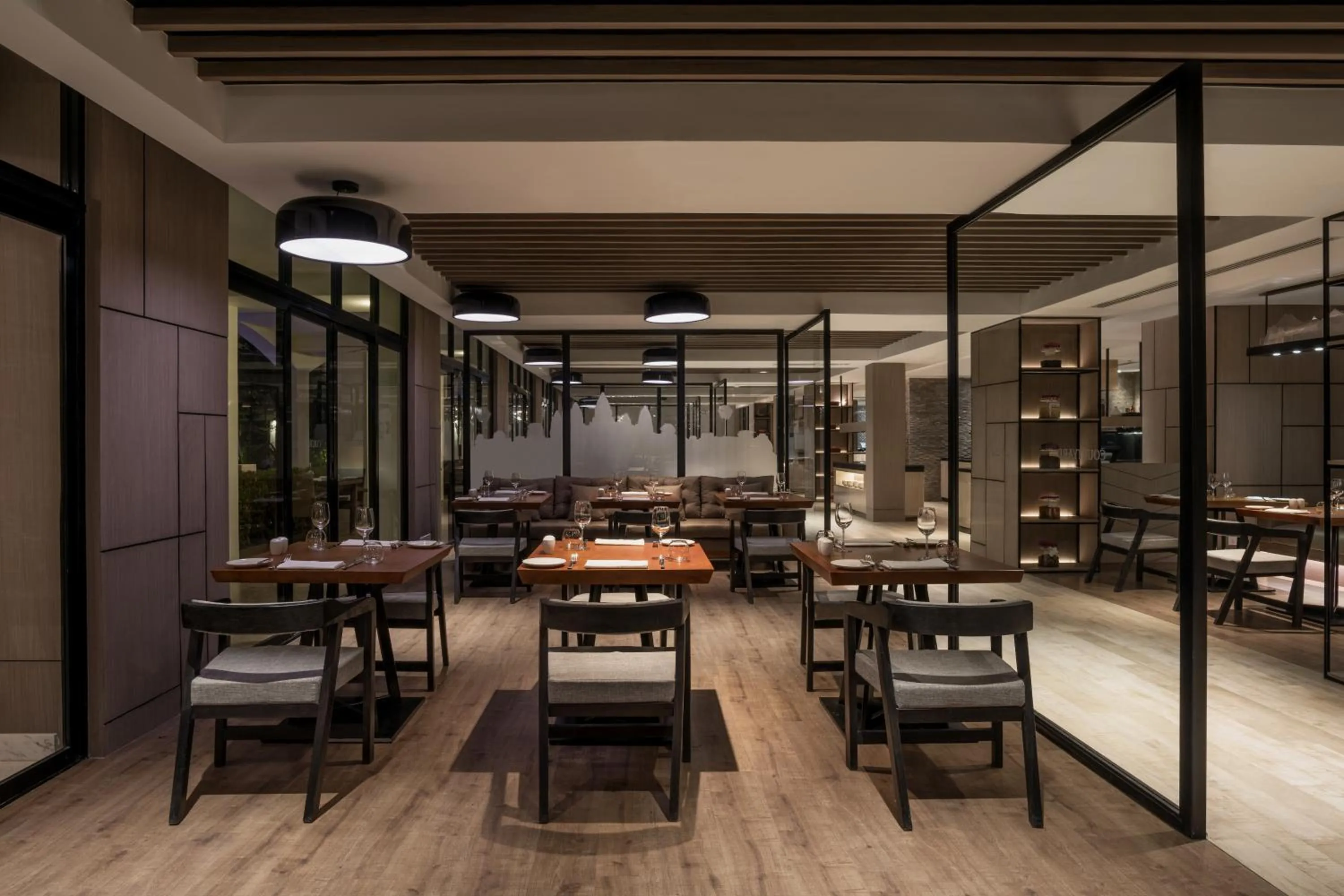 Restaurant/places to eat in Courtyard by Marriott Siem Reap Resort