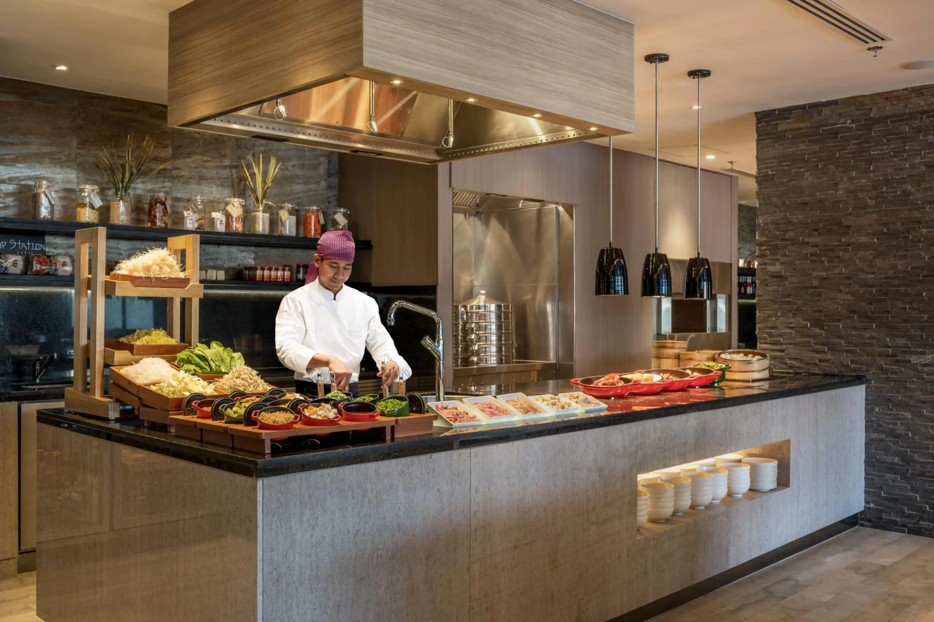 Restaurant/places to eat in Courtyard by Marriott Siem Reap Resort