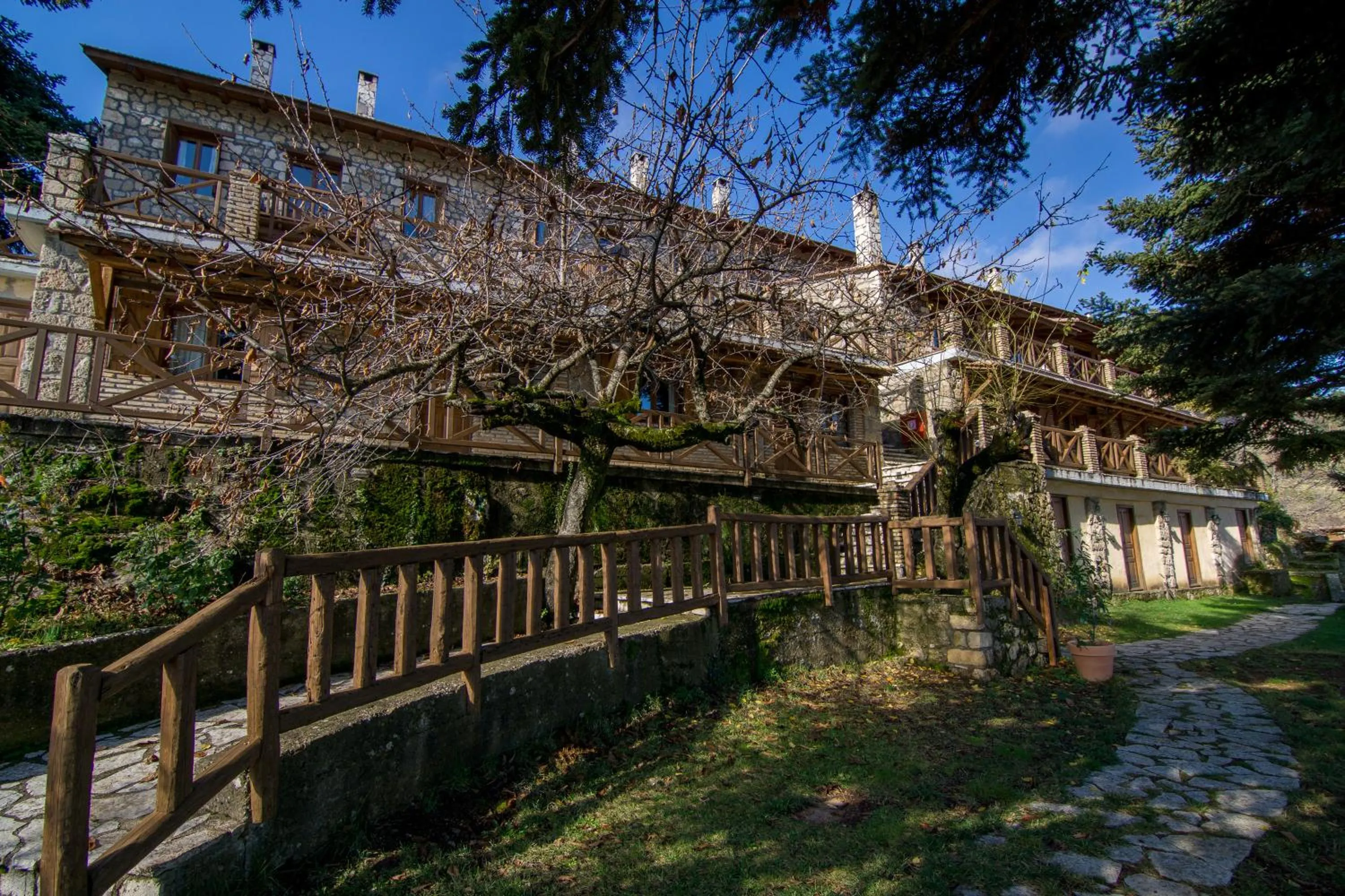 Property building in Pigi Tarlampa Hotel