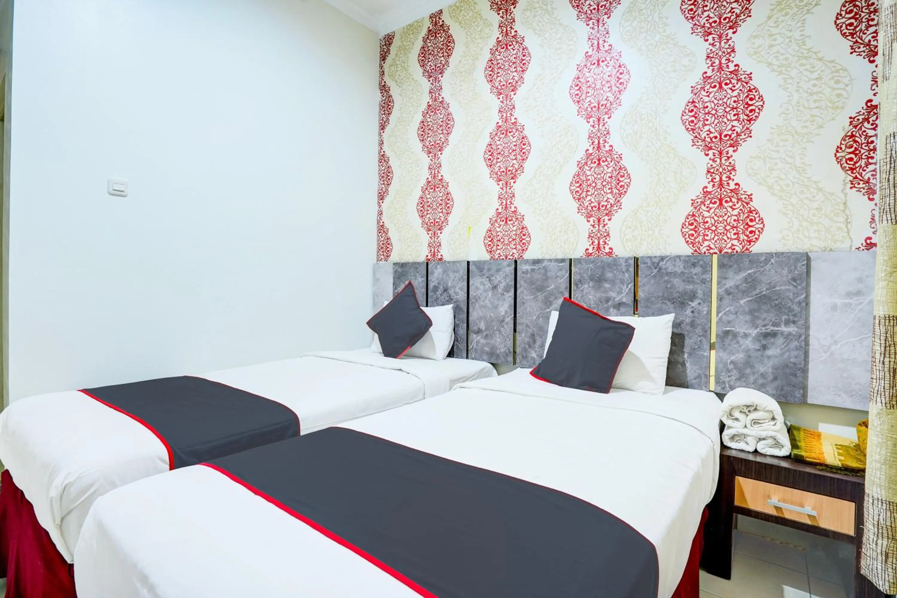 Bedroom, Bed in Hotel O Padang City Center Near Pantai Padang Formerly D'Dhave Hotel