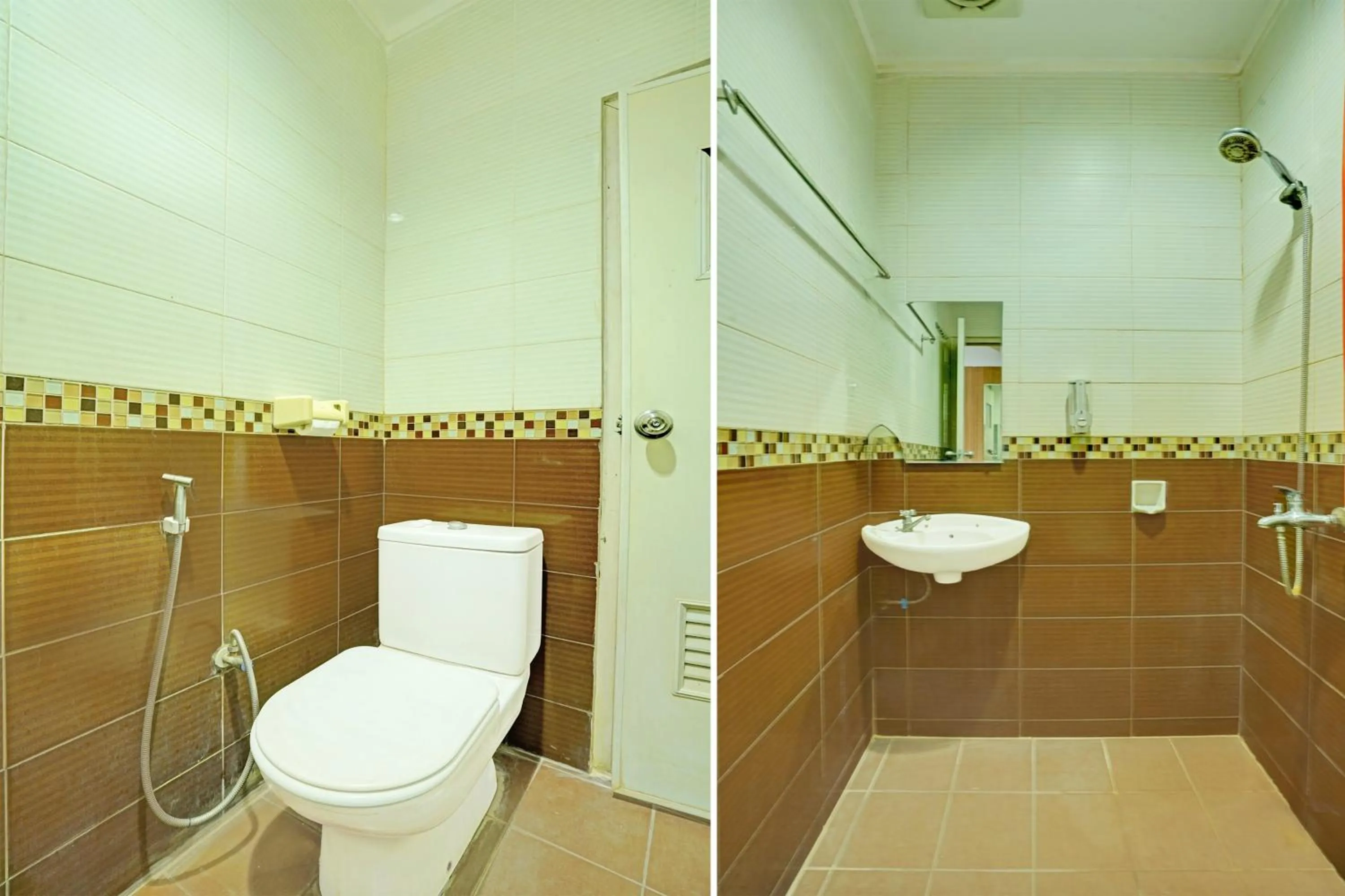 Bathroom in Hotel O Padang City Center Near Pantai Padang Formerly D'Dhave Hotel