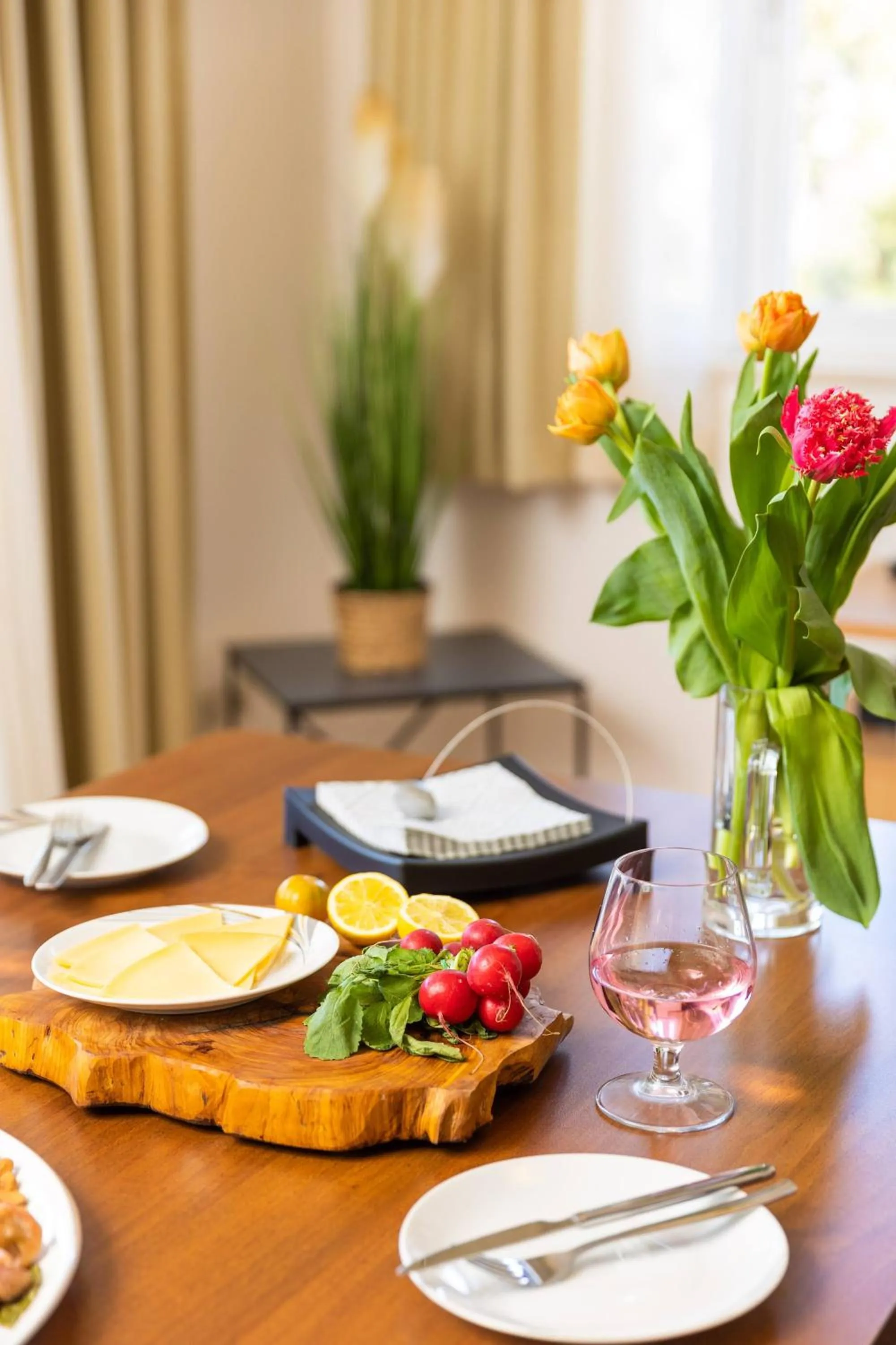 Food and drinks in Villa Erna