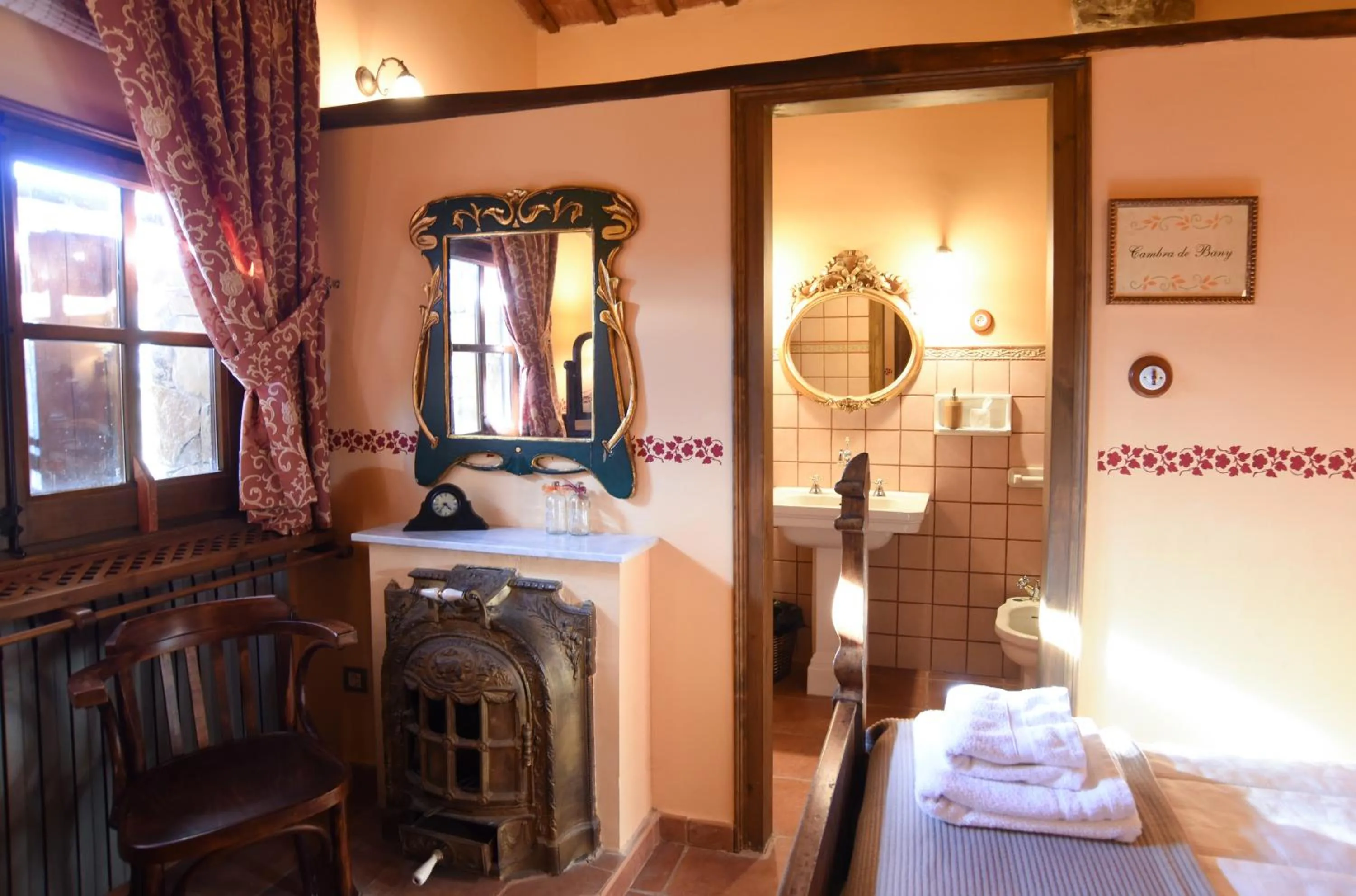 Bathroom, Bed in Turisme Rural Mas Isoles