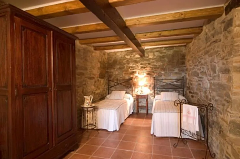 Bed in Turisme Rural Mas Isoles