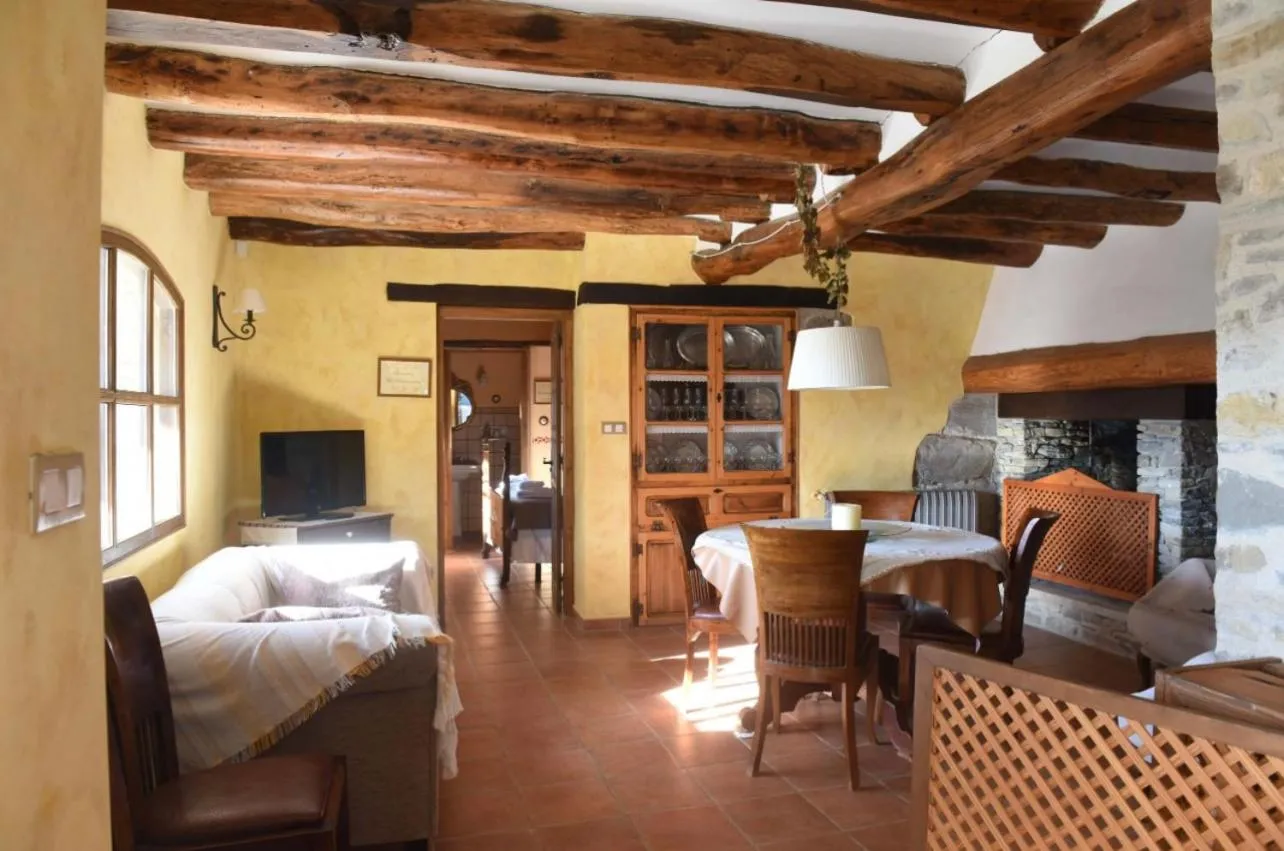 Bed in Turisme Rural Mas Isoles