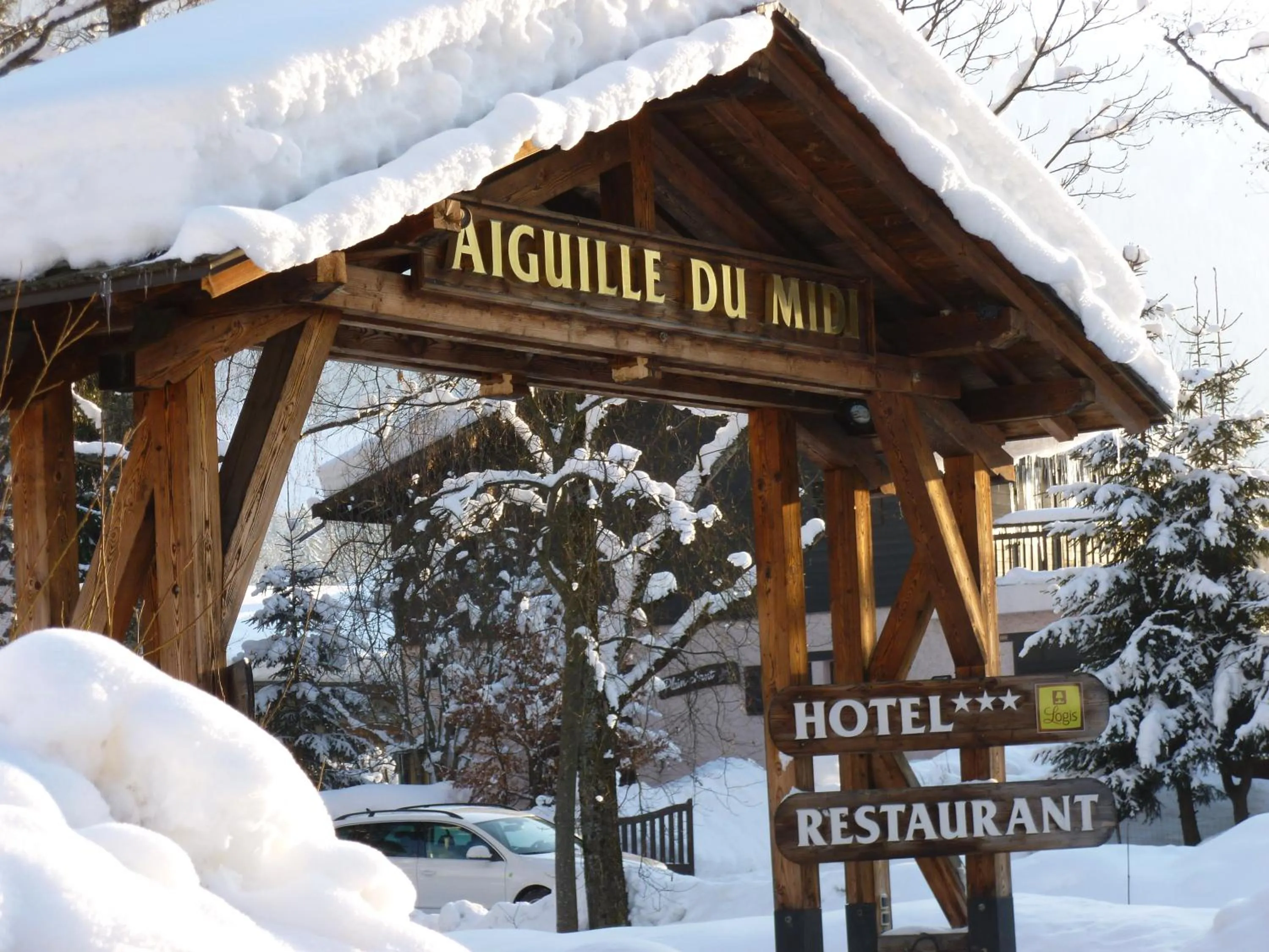 Facade/entrance in Aiguille du Midi - Hôtel & Restaurant