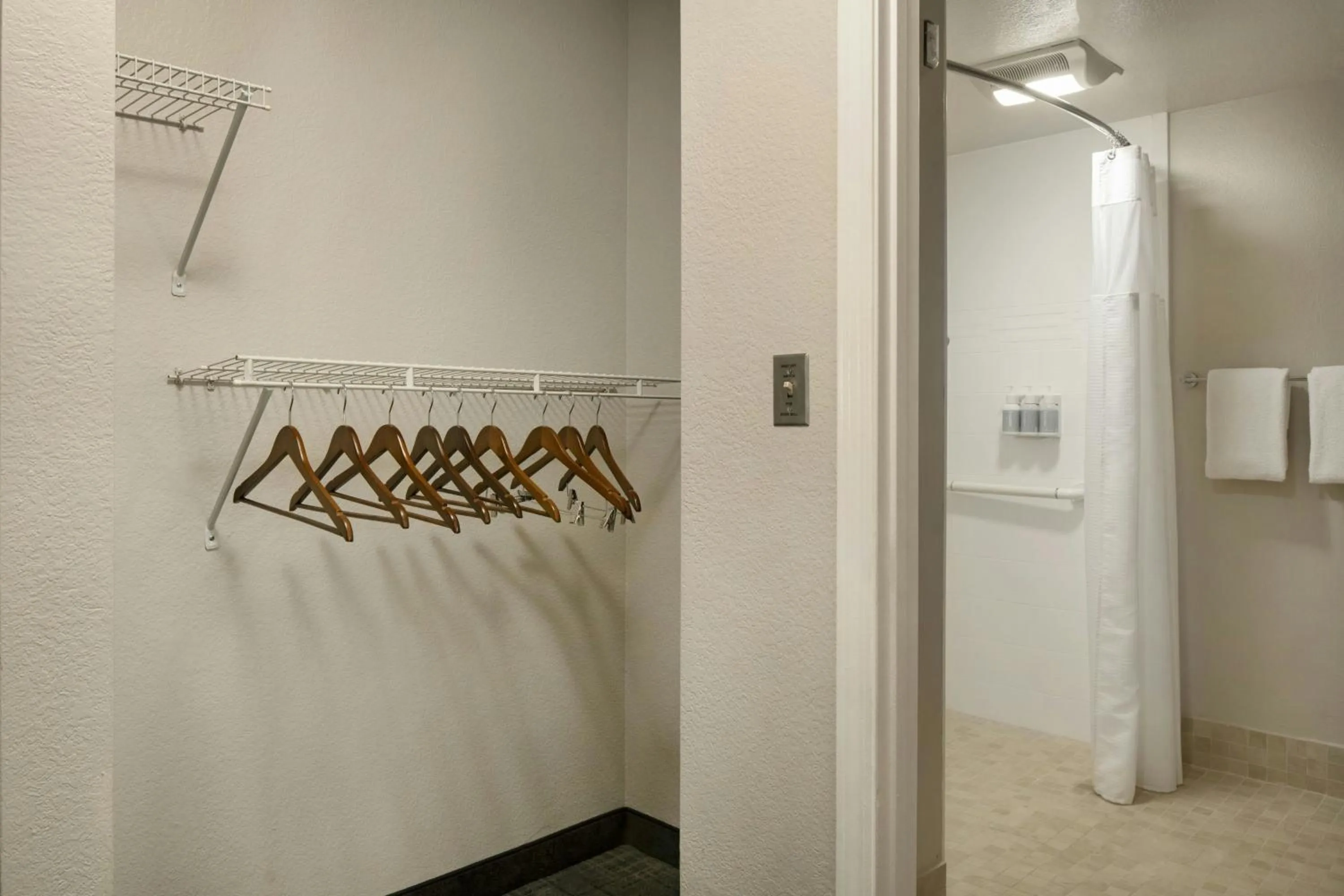 Photo of the whole room in Residence Inn Pleasant Hill Concord