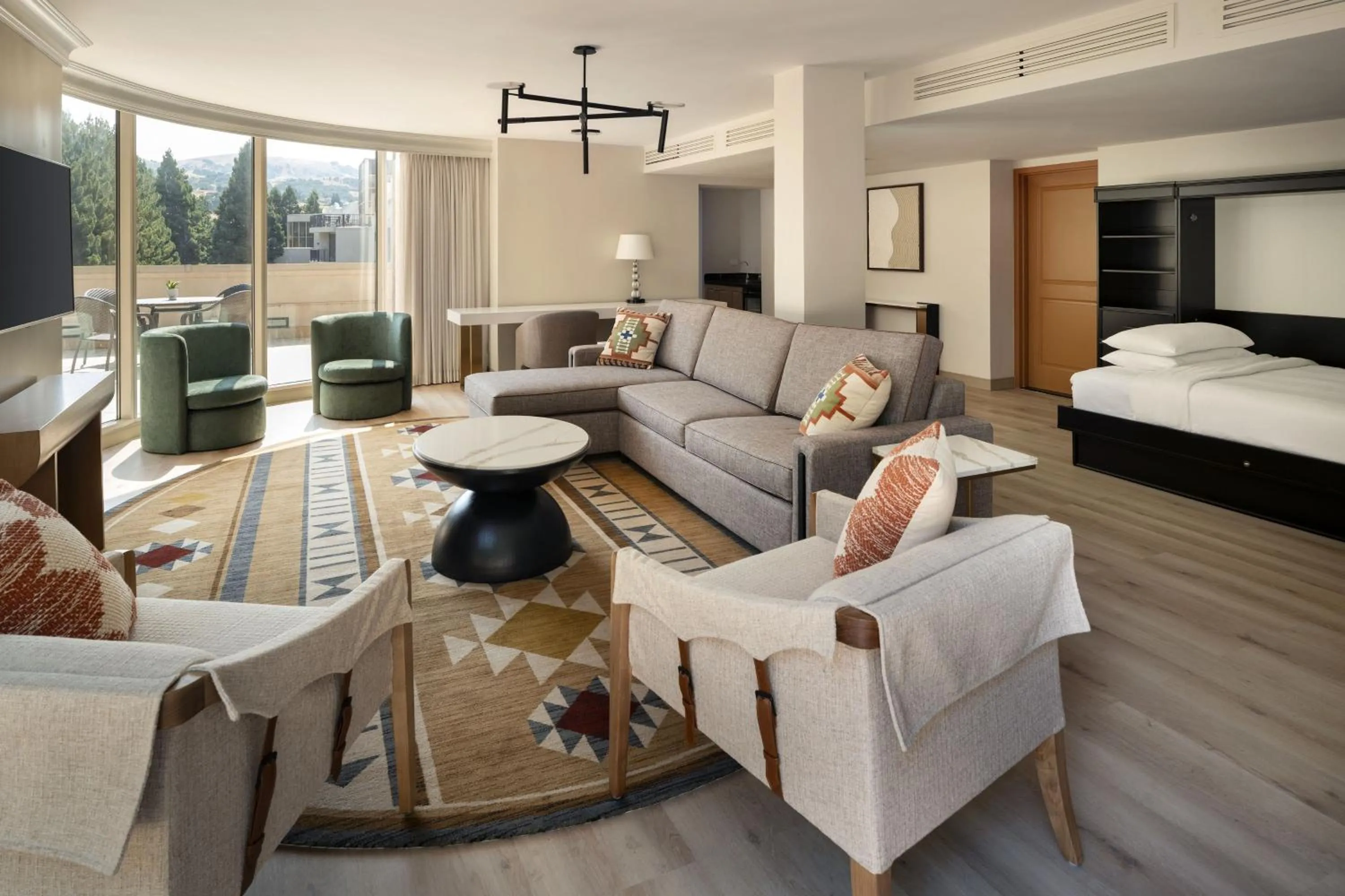 Photo of the whole room, Bed in San Ramon Marriott