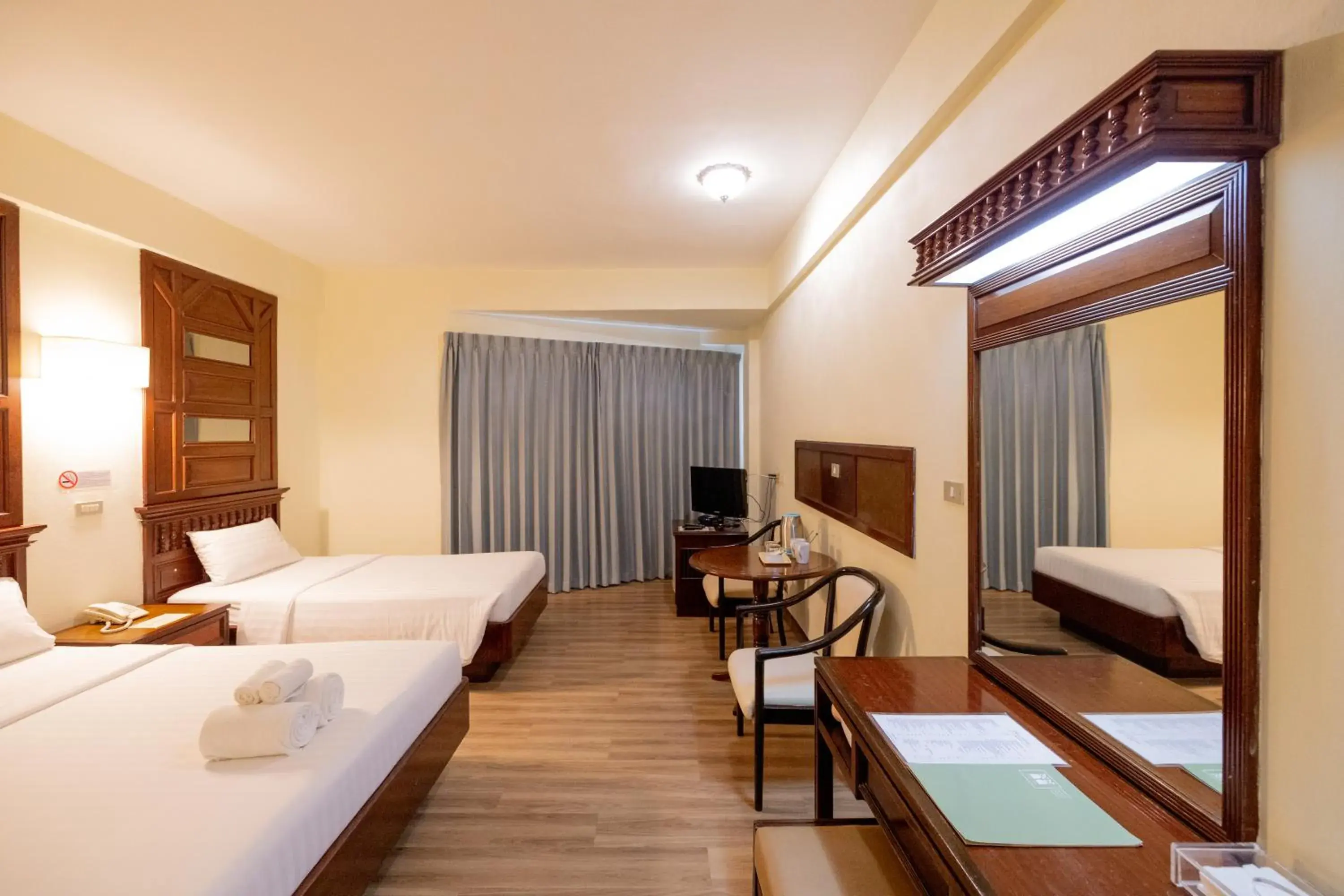 Superior Twin Room - Non-smoking in MIDO Hotel Superior Twin Room - Non-smoking in MIDO Hotel