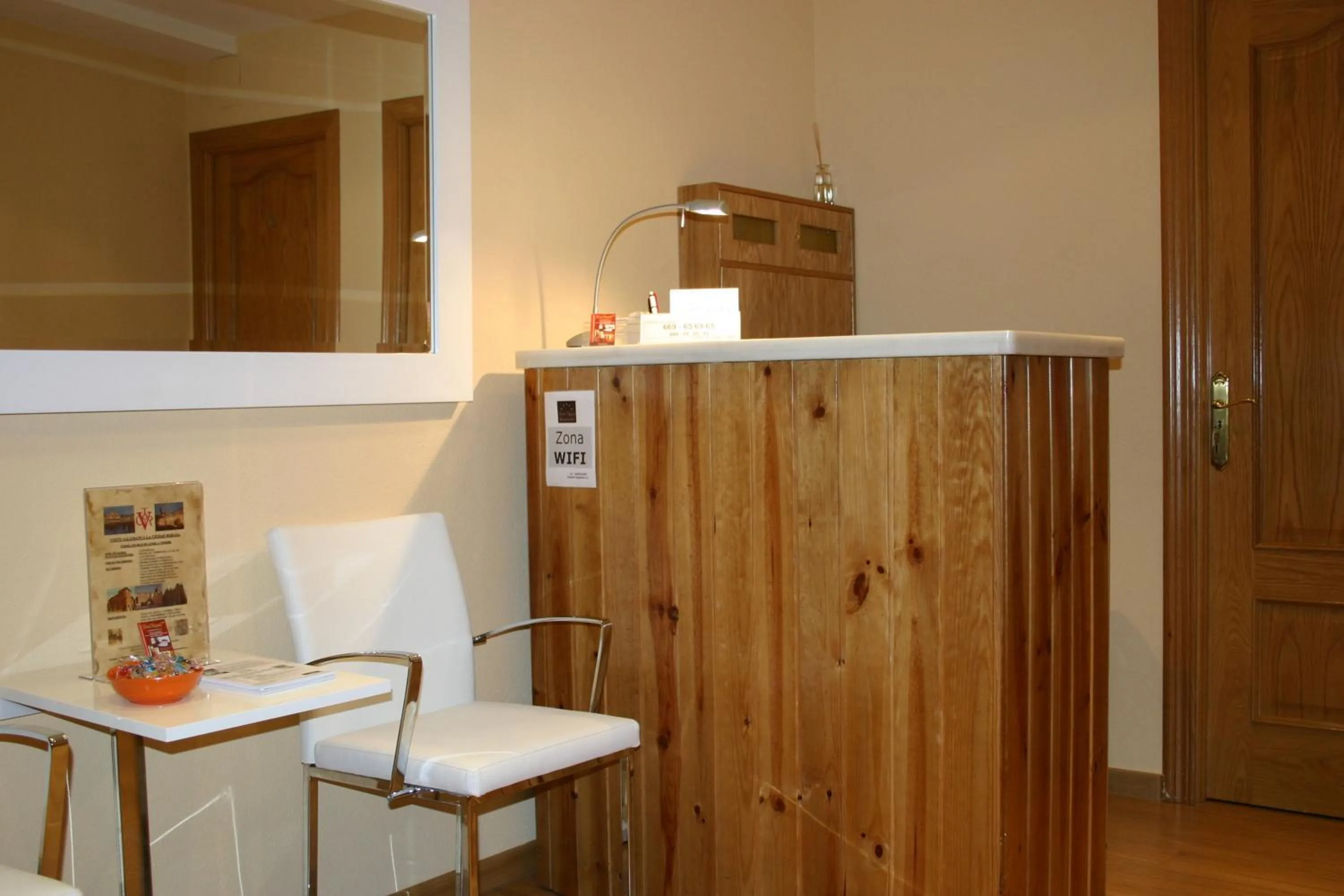 Lobby or reception in Hostal Hispanico I