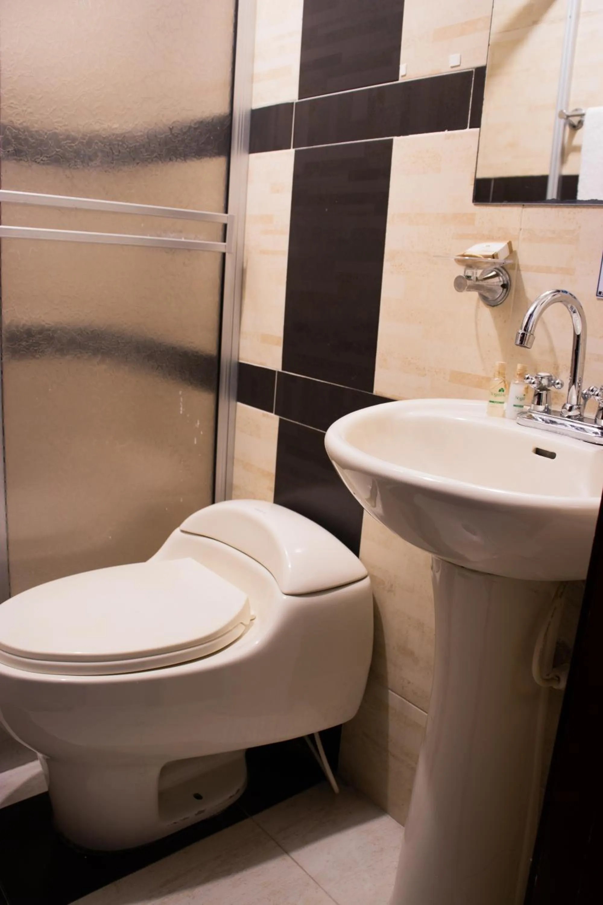 Bathroom in Nogal Suite Hotel Pasto