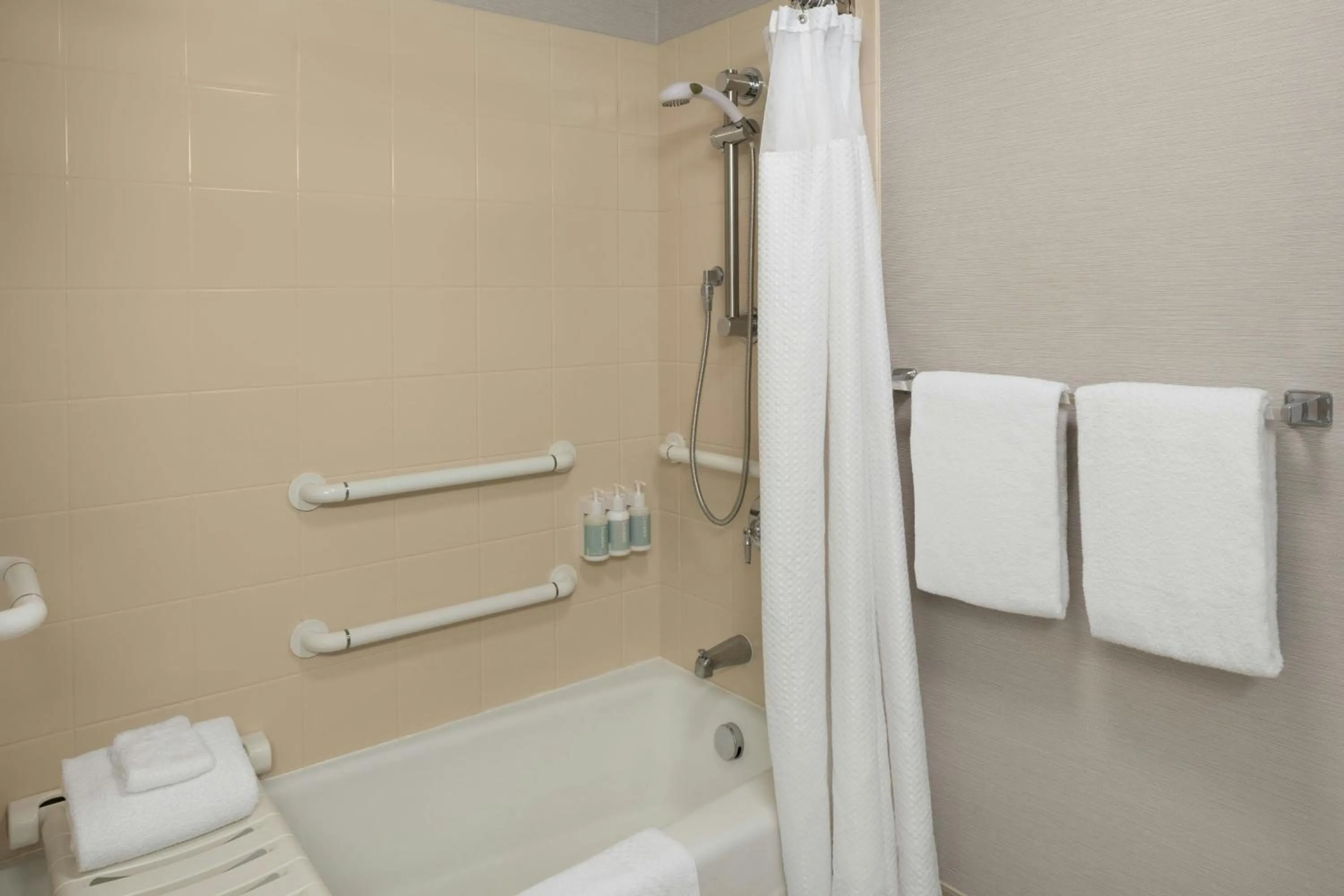 Bathroom in Courtyard by Marriott Portland Beaverton