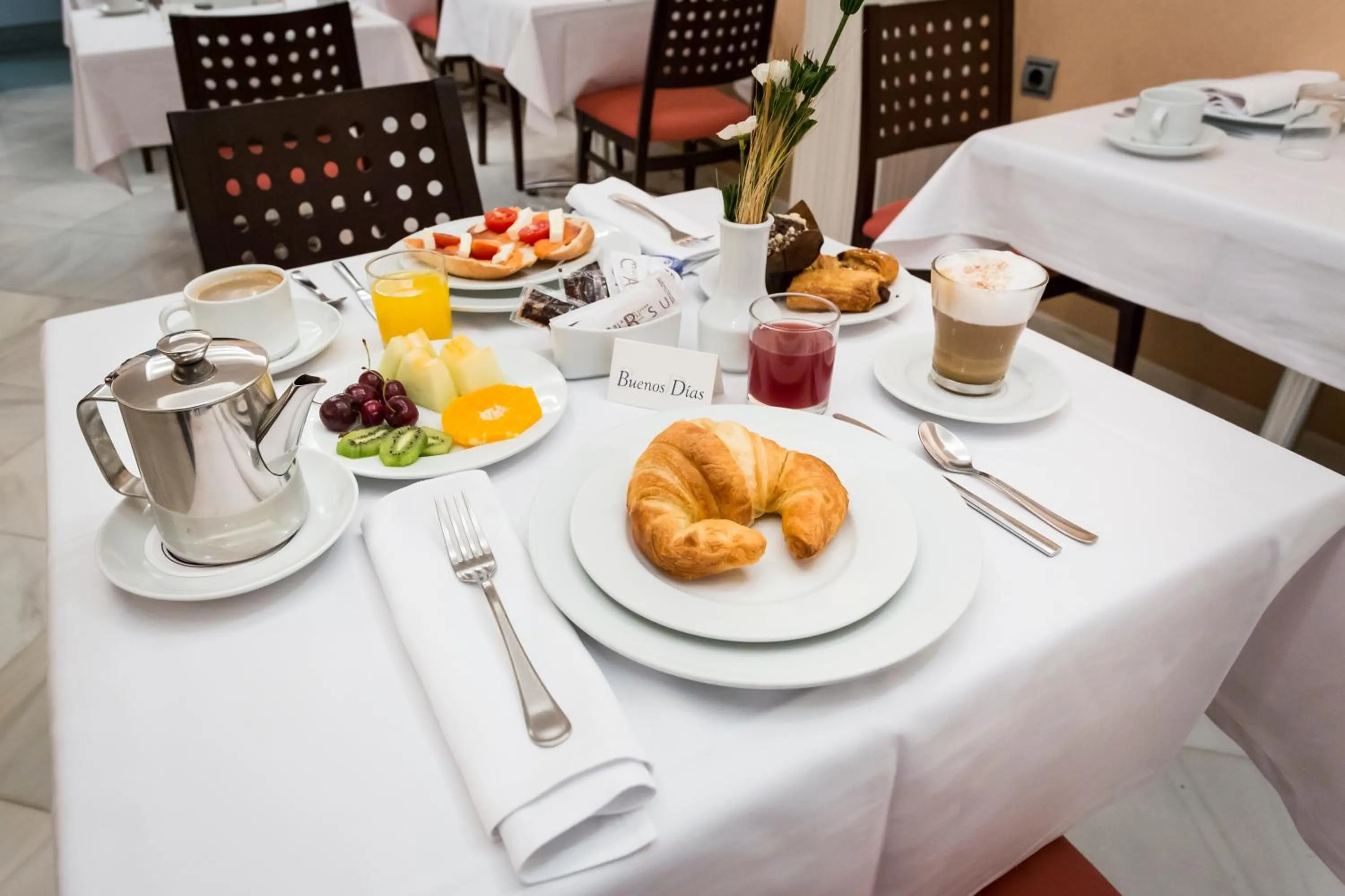 Food and drinks in La Casa de la Trinidad