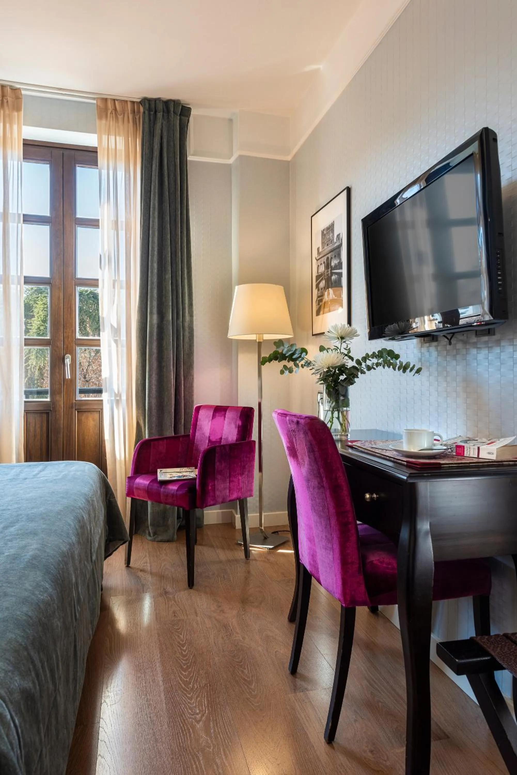 Photo of the whole room, Bed in La Casa de la Trinidad