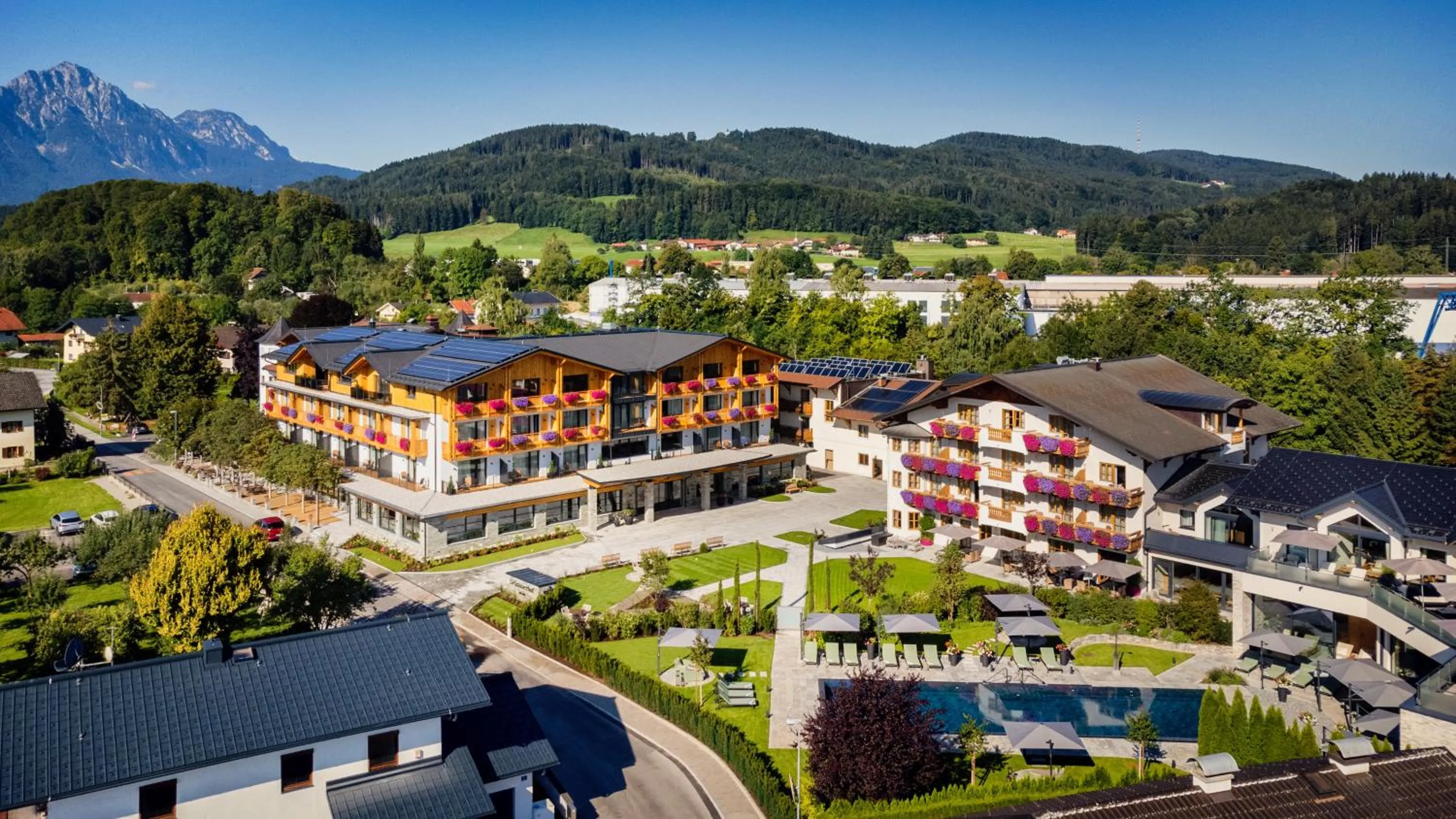 Property building in Hotel Grünauerhof