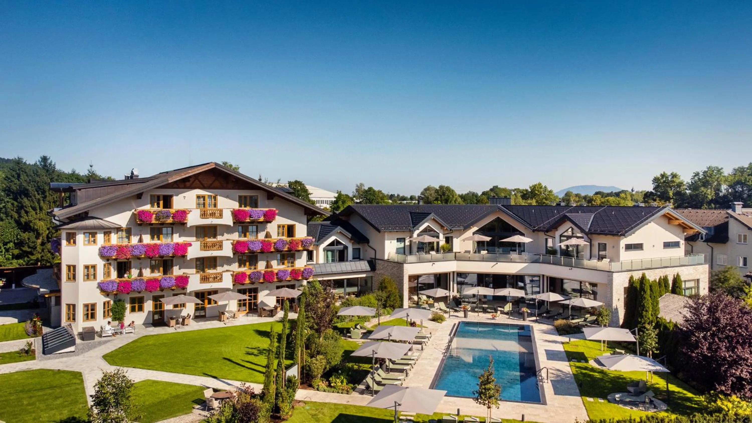 Property building in Hotel Grünauerhof