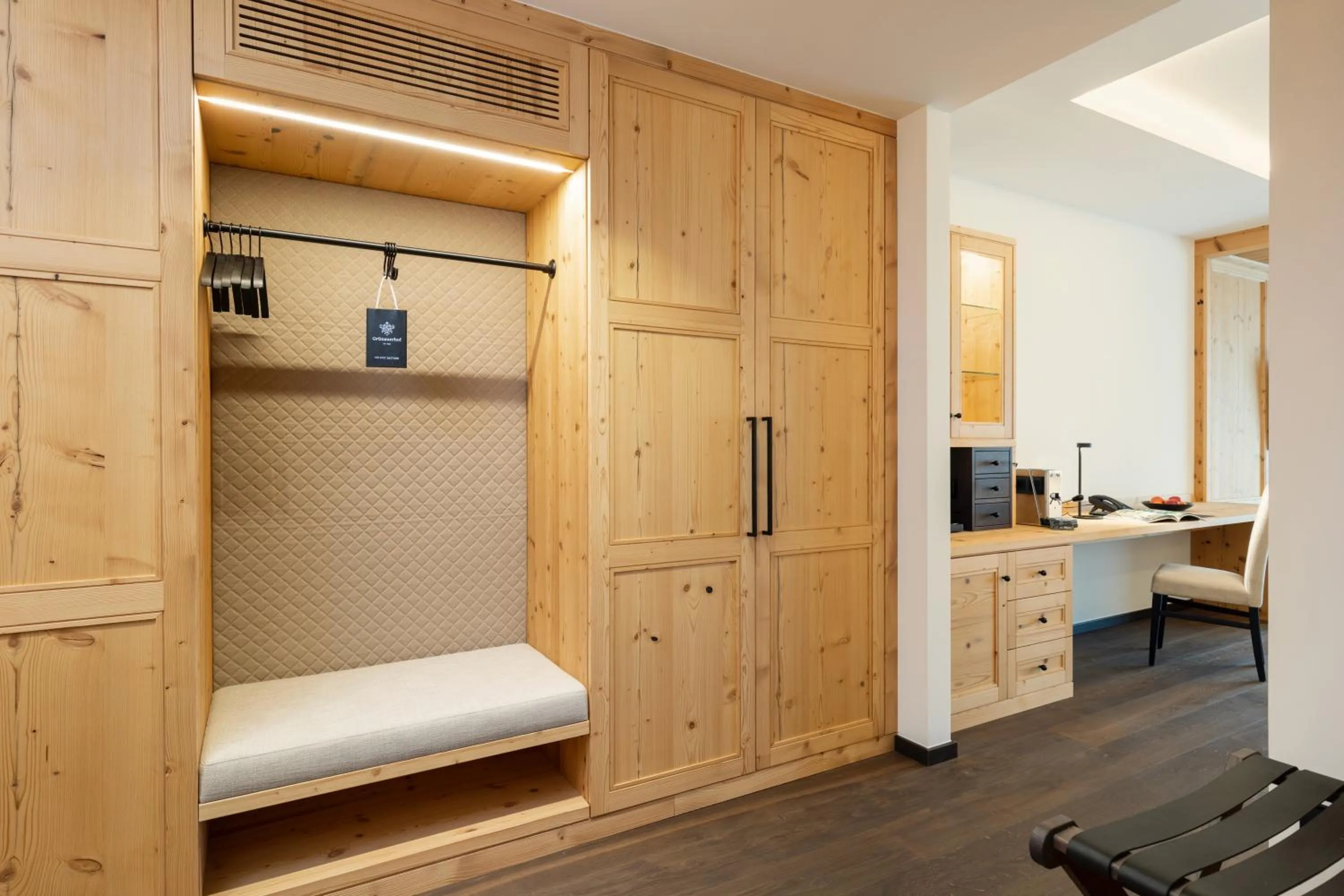 Photo of the whole room in Hotel Grünauerhof