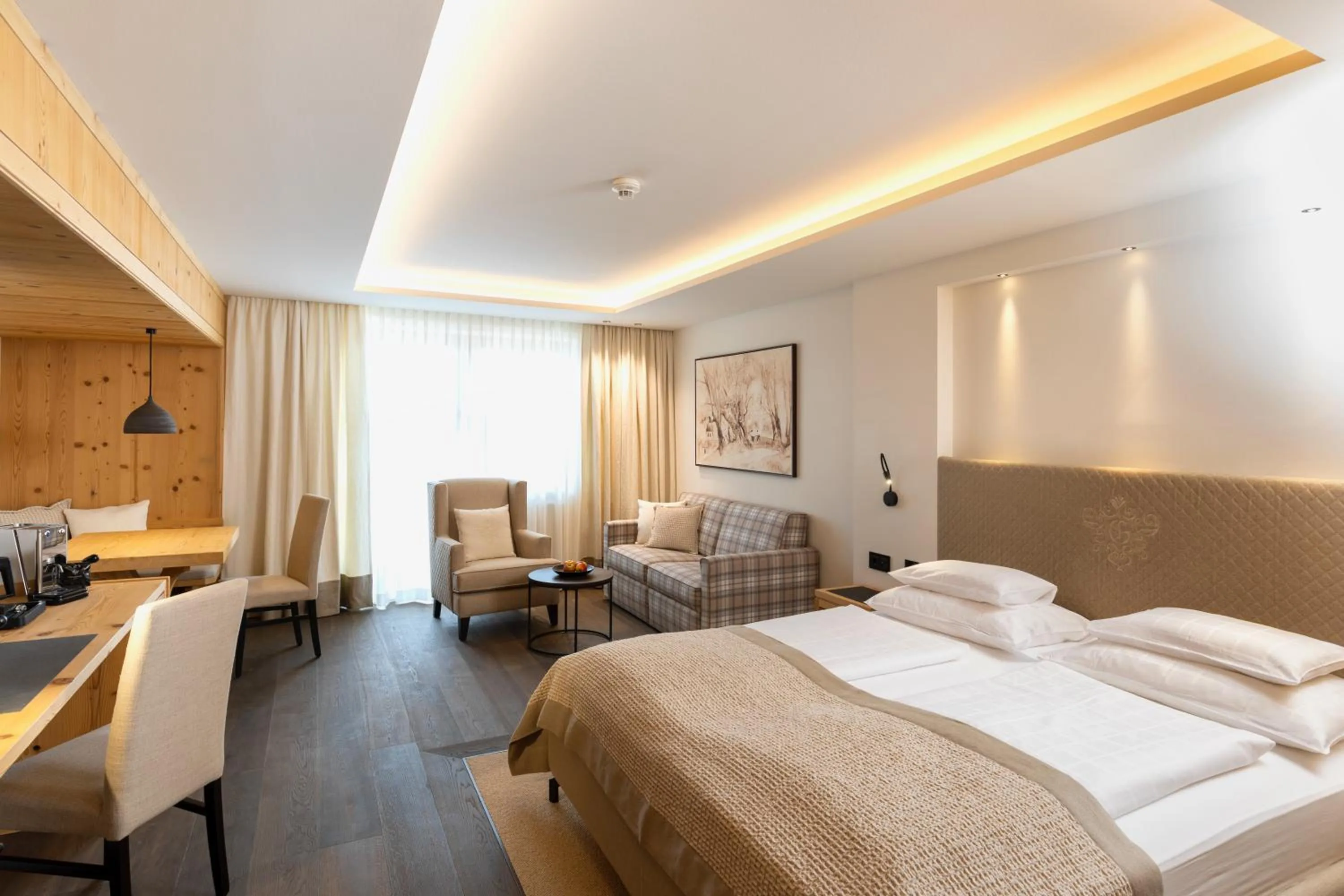 Photo of the whole room, Bed in Hotel Grünauerhof