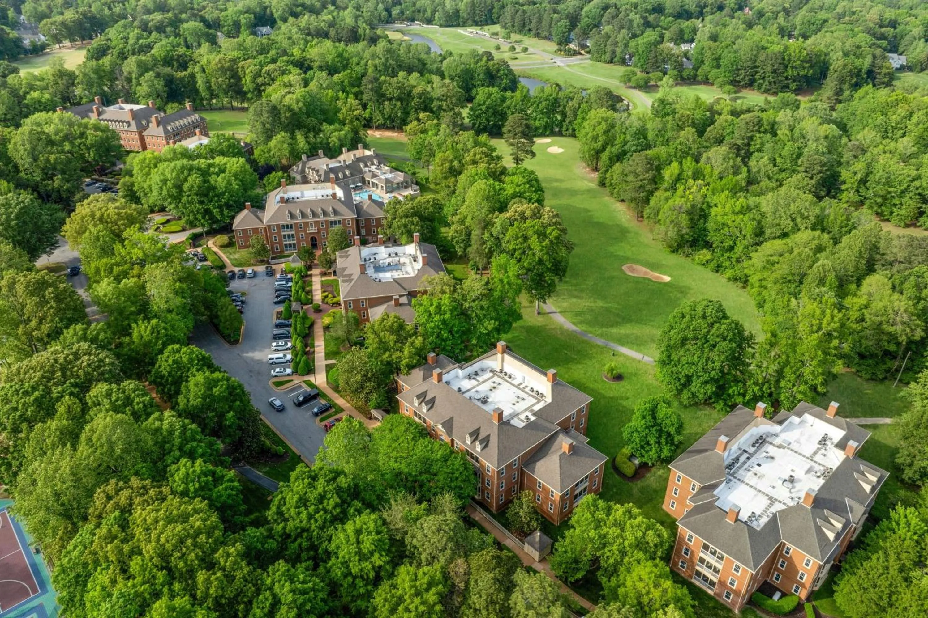 Property building in Marriott's Manor Club at Ford's Colony