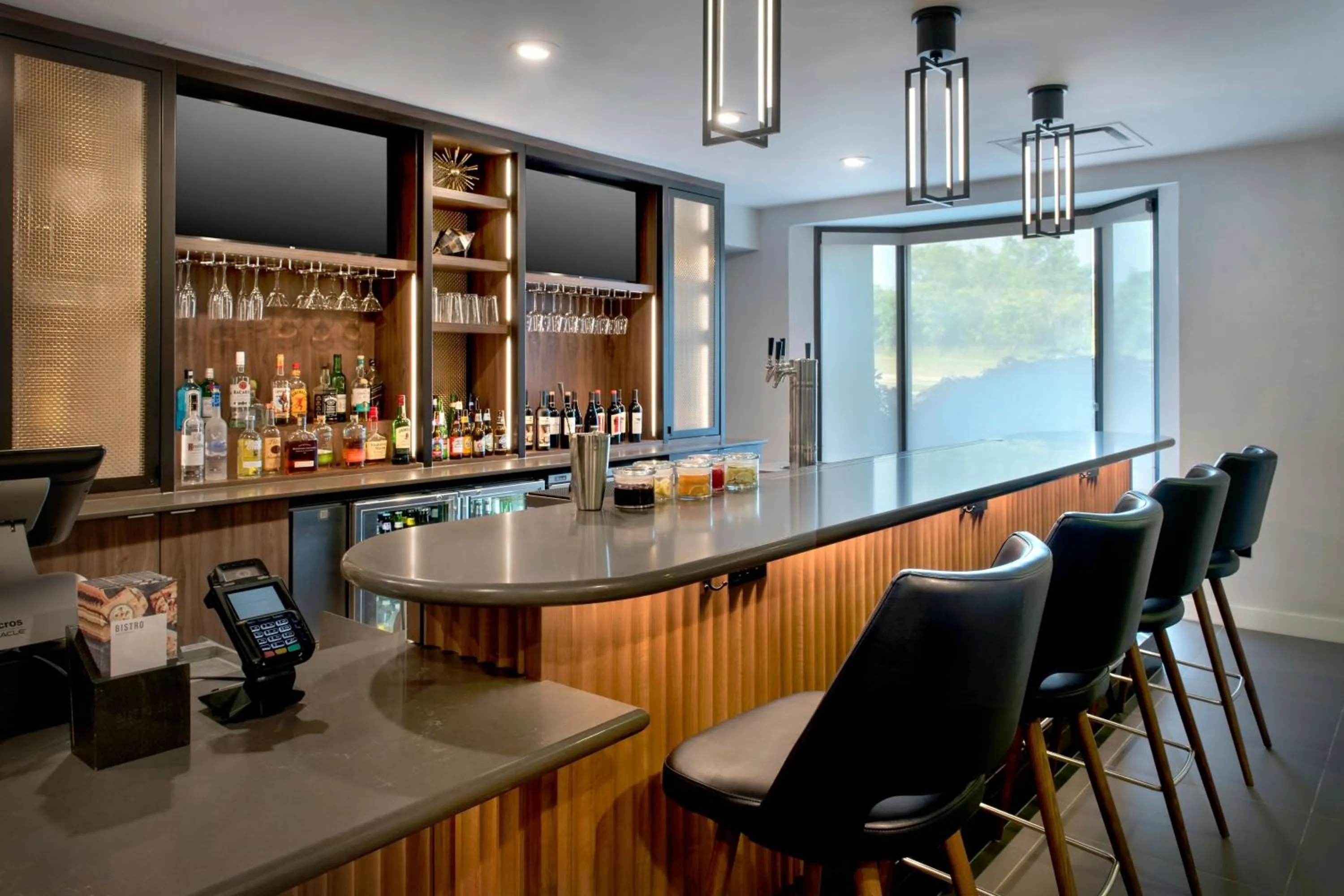 Lounge or bar in Courtyard Philadelphia Plymouth Meeting