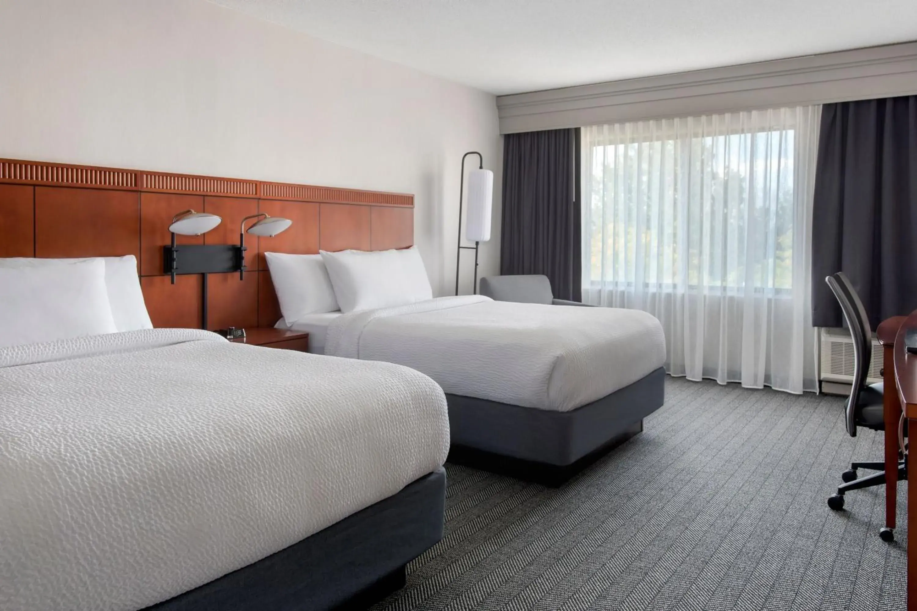 Double Room with Two Double Beds in Courtyard Philadelphia Plymouth Meeting Double Room with Two Double Beds in Courtyard Philadelphia Plymouth Meeting