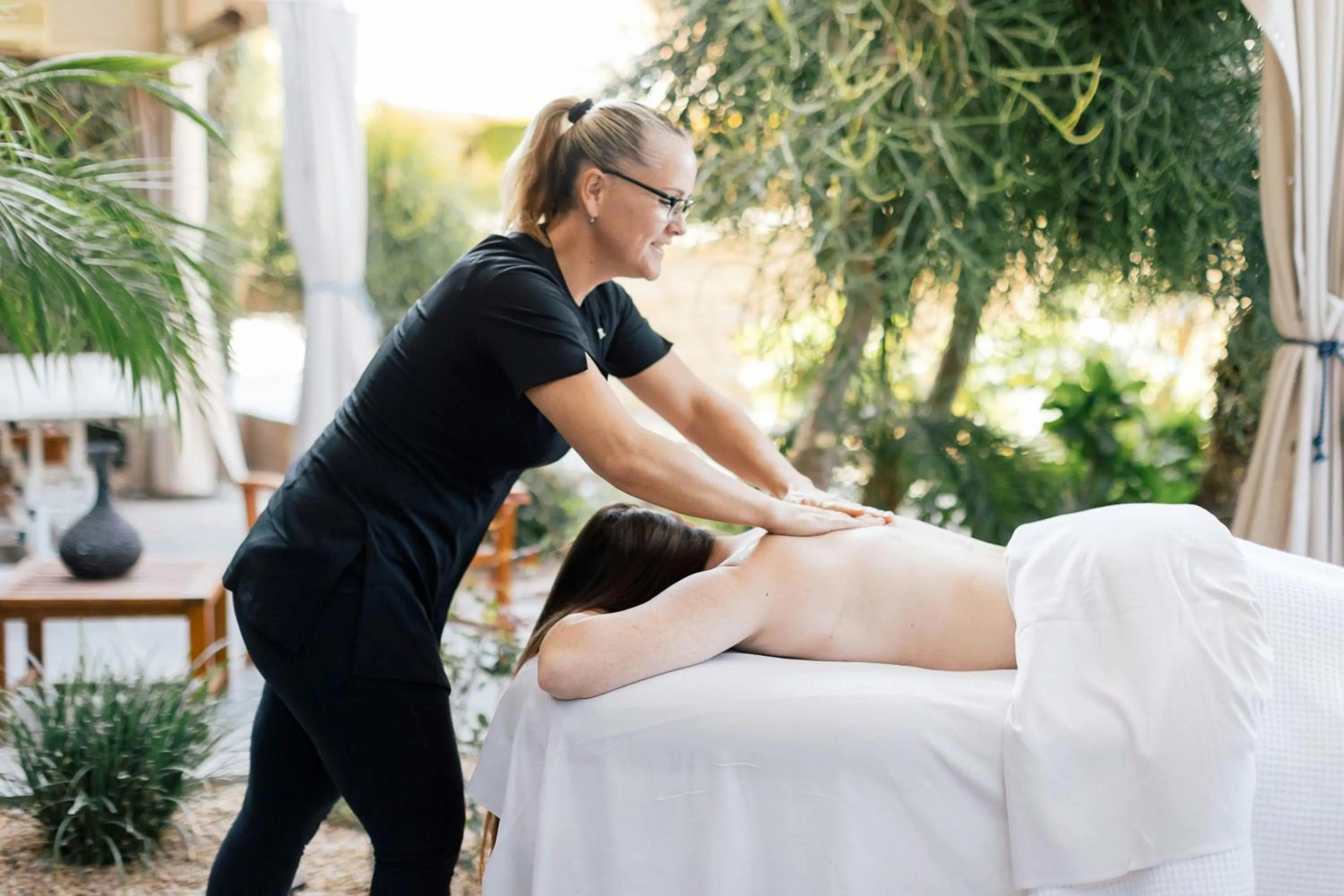 Spa and wellness centre/facilities in Renaissance Esmeralda Resort & Spa, Indian Wells